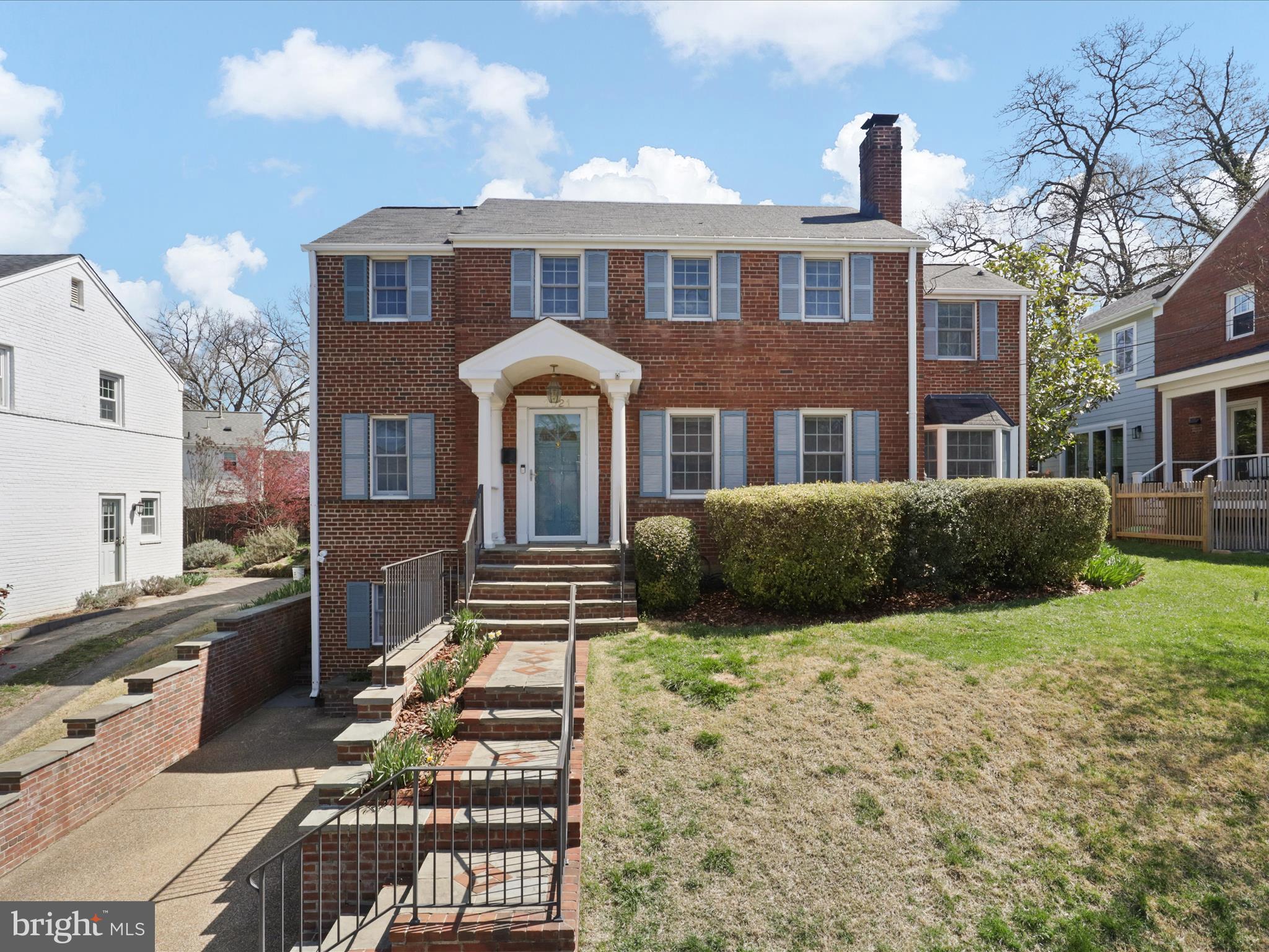 1021 N LIBERTY STREET