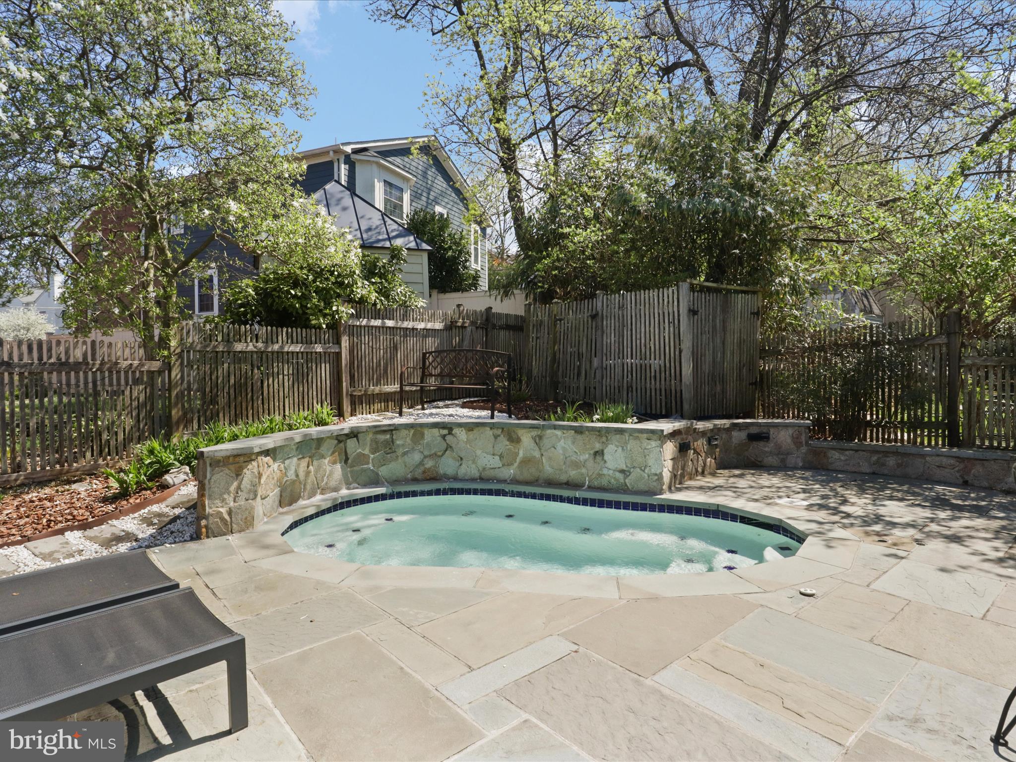 DOMINION HILLS - Residential