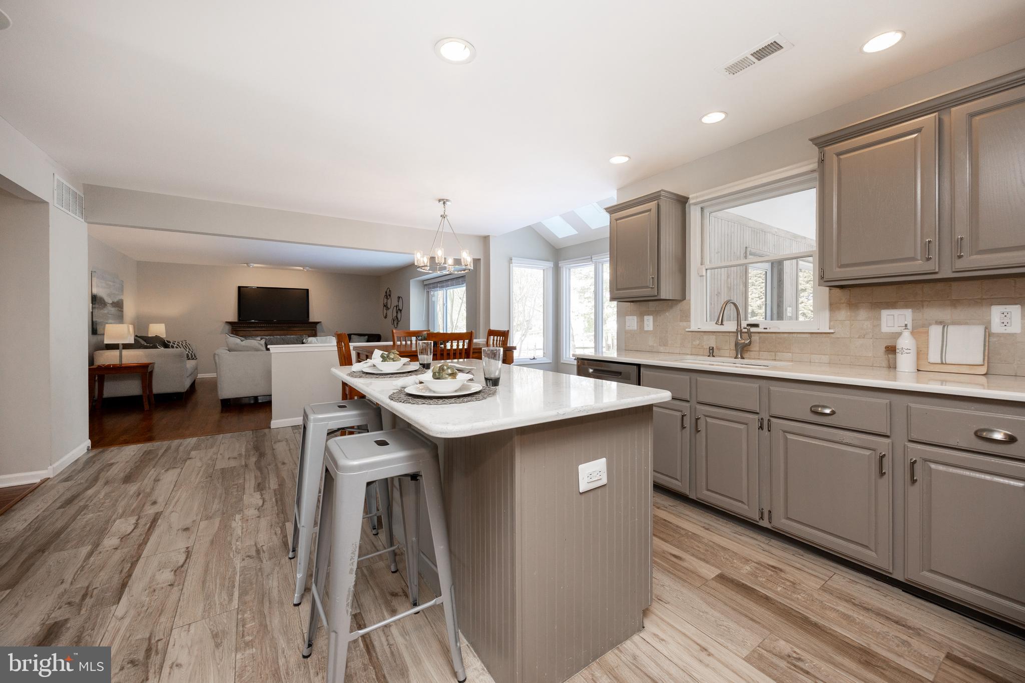 YARDLEY CREST - Residential