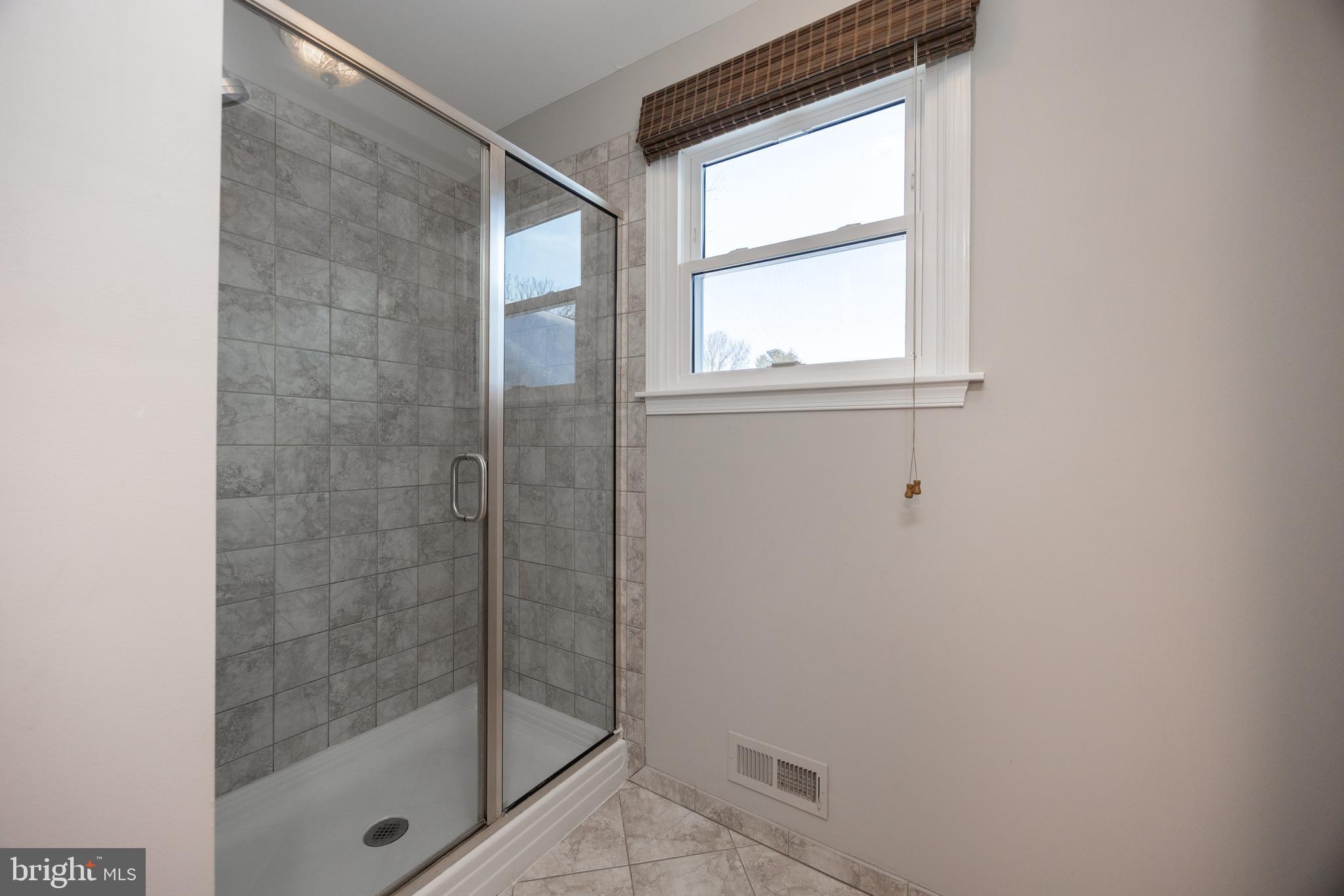 YARDLEY CREST - Residential