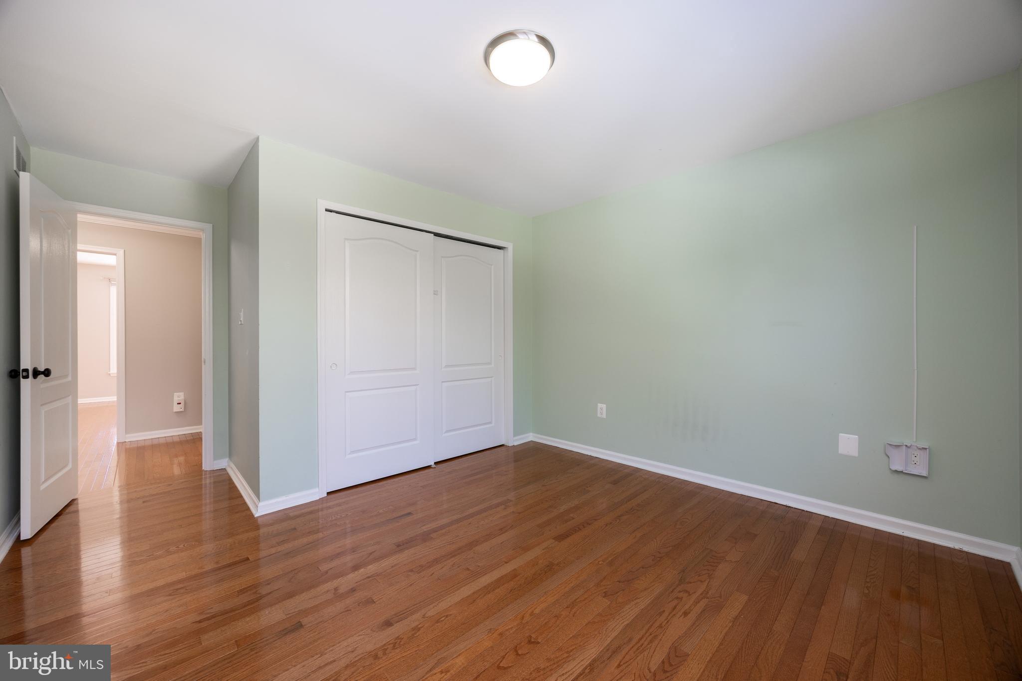 YARDLEY CREST - Residential