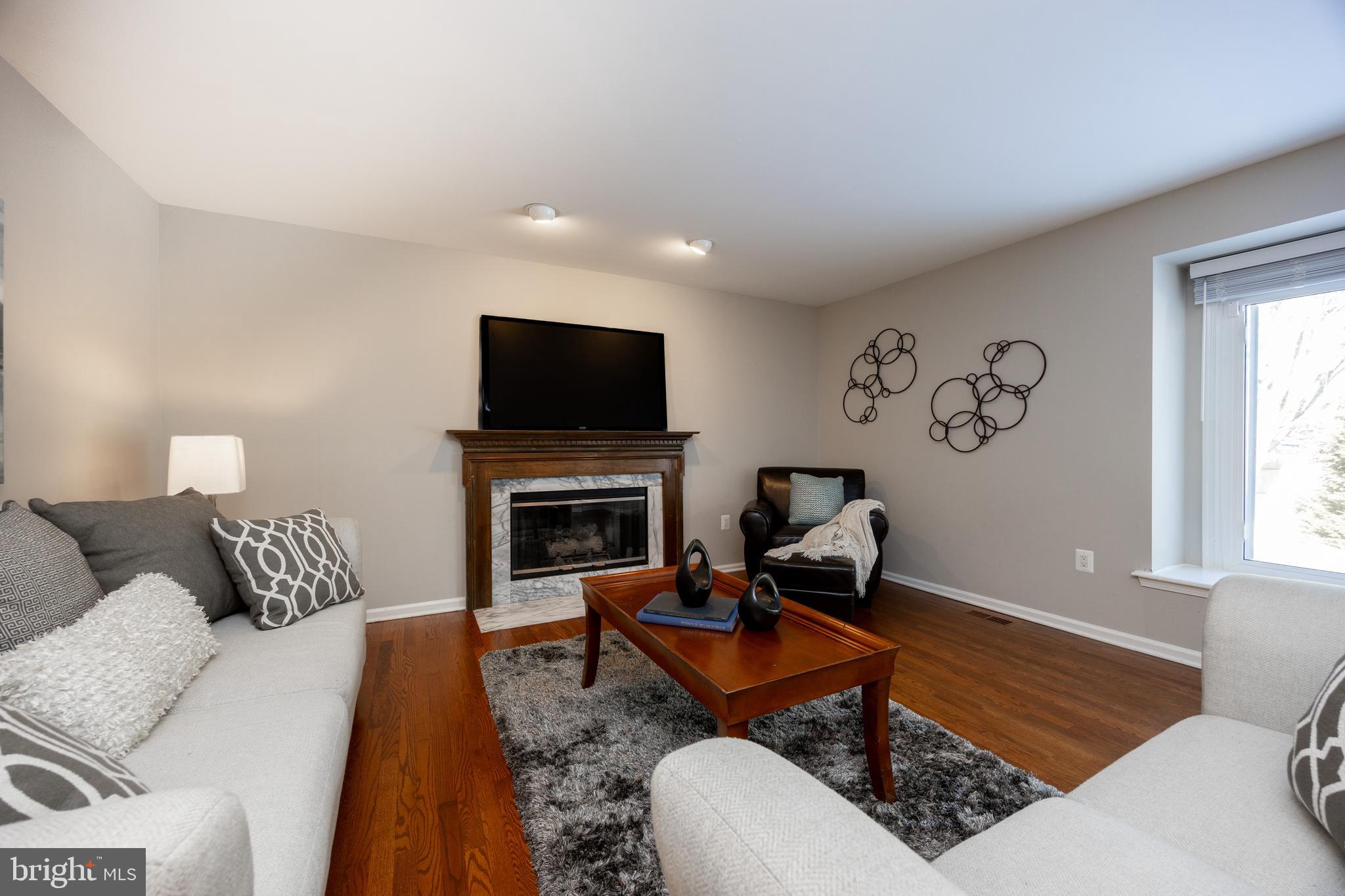 YARDLEY CREST - Residential