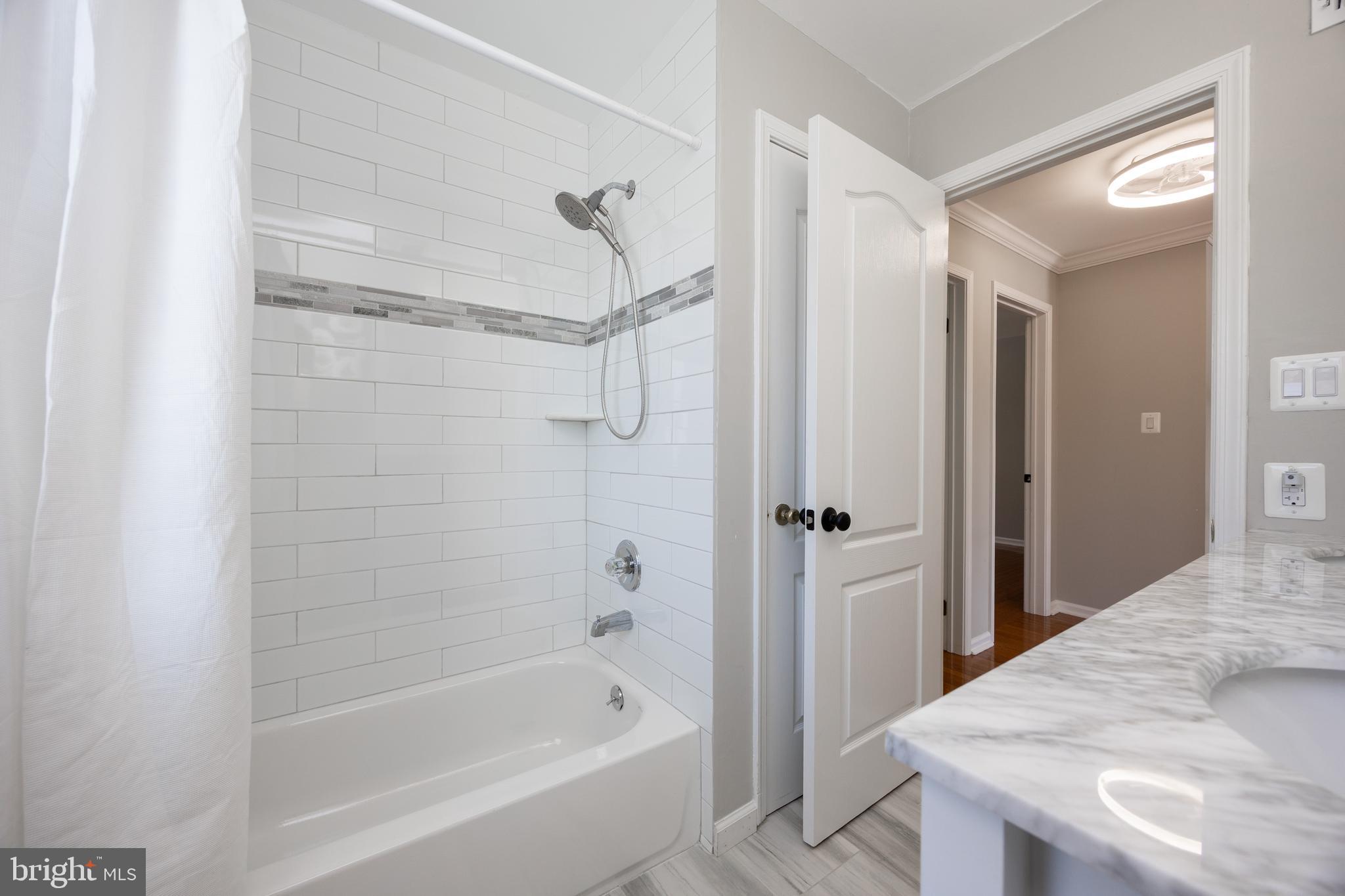 YARDLEY CREST - Residential