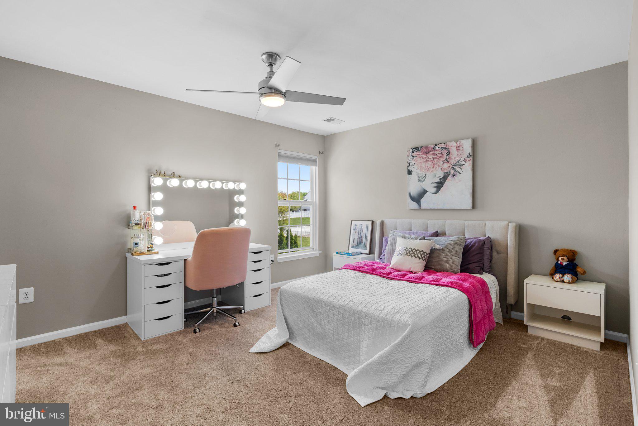 BLUE SPRING FARM - Residential