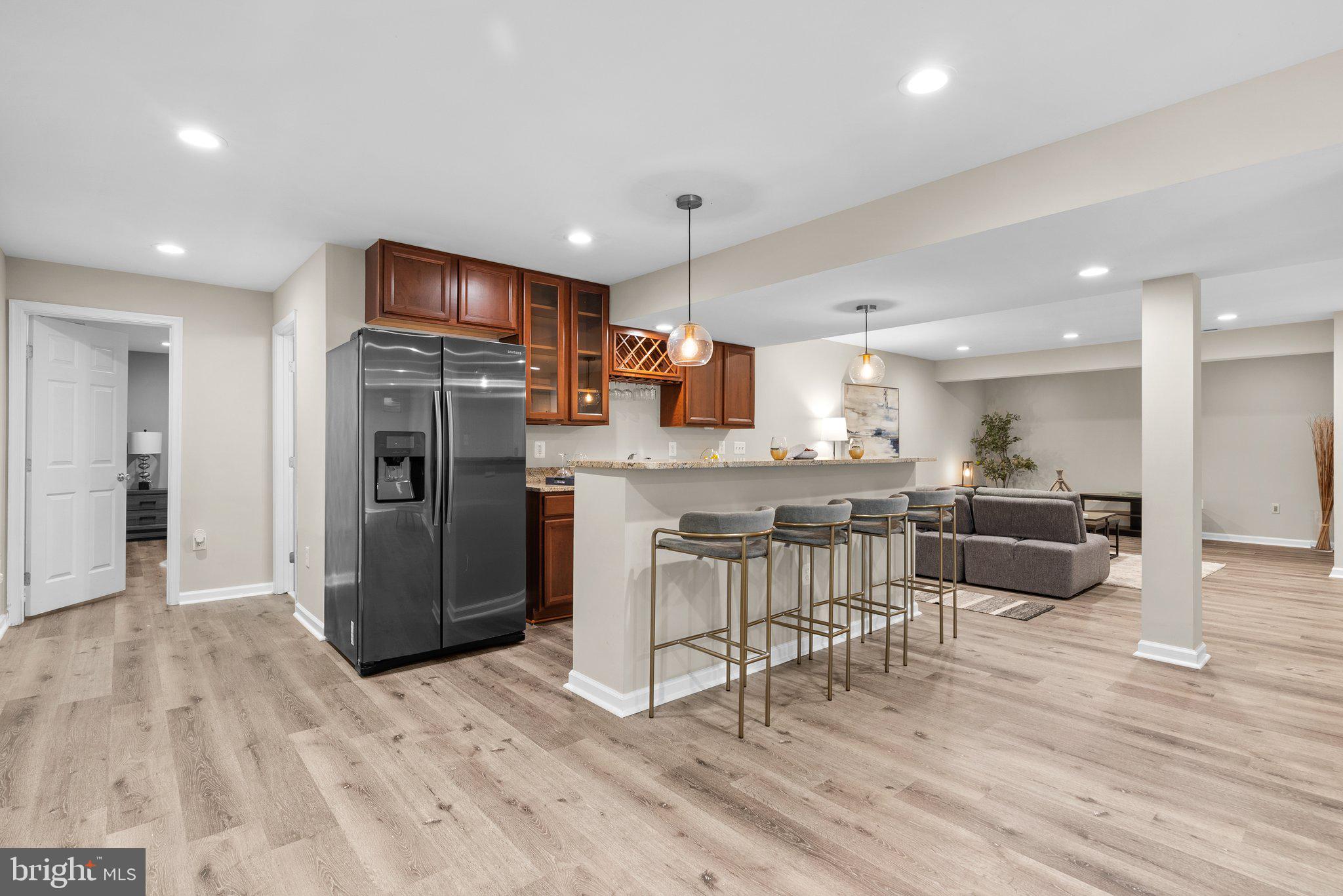 BLUE SPRING FARM - Residential