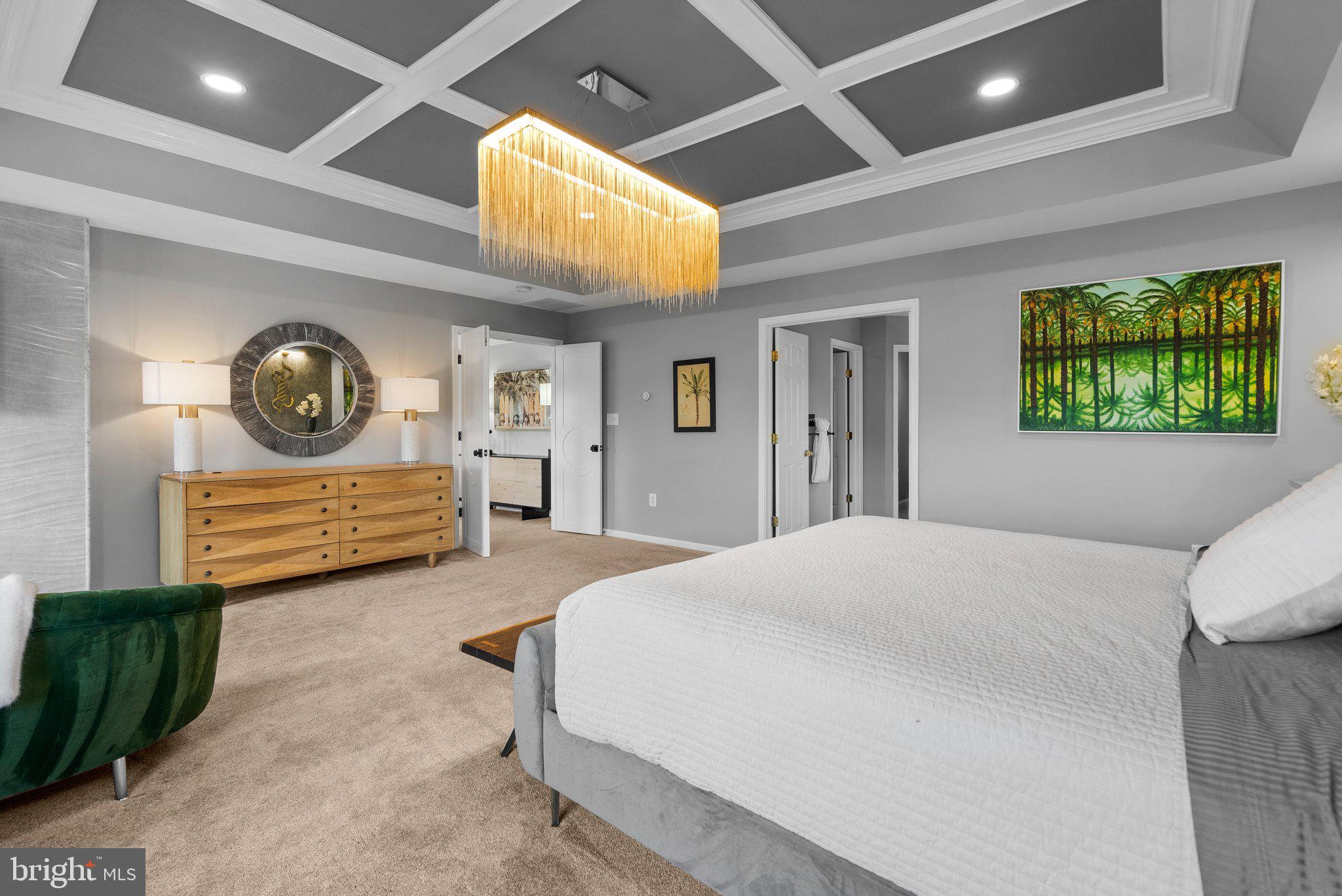 BLUE SPRING FARM - Residential