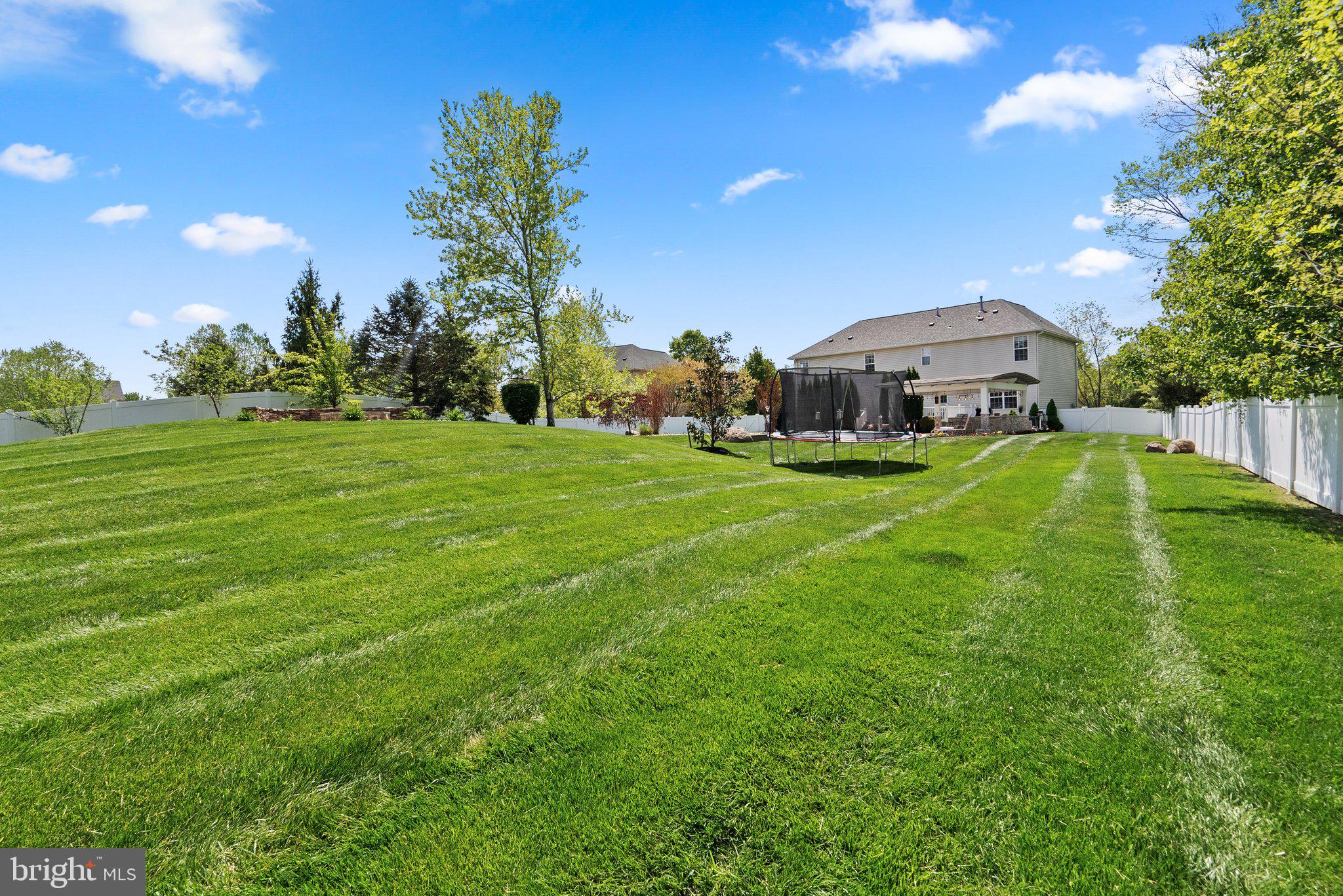 BLUE SPRING FARM - Residential
