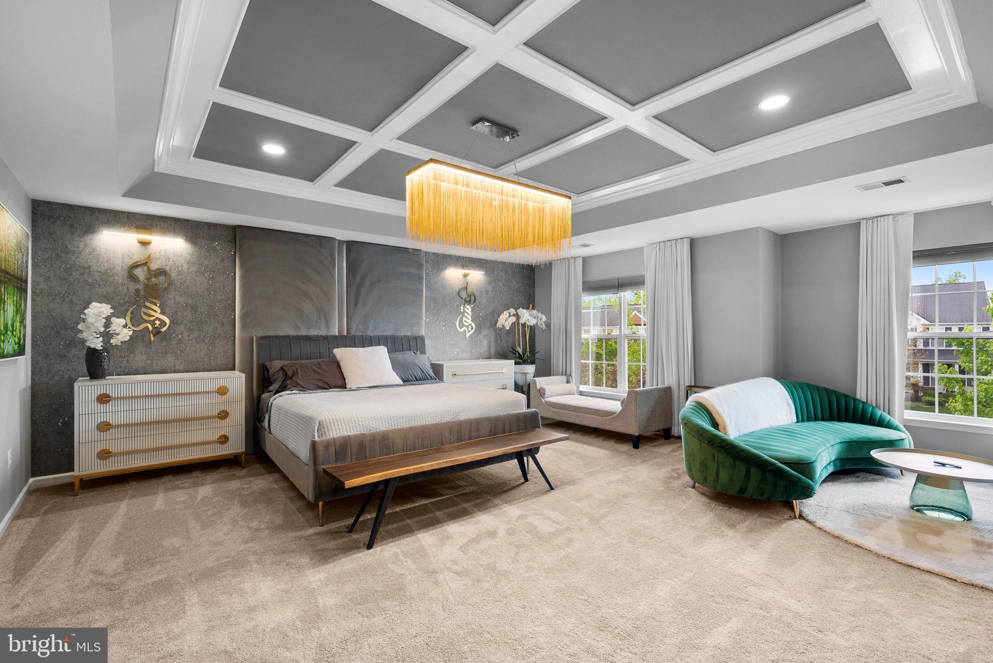 BLUE SPRING FARM - Residential