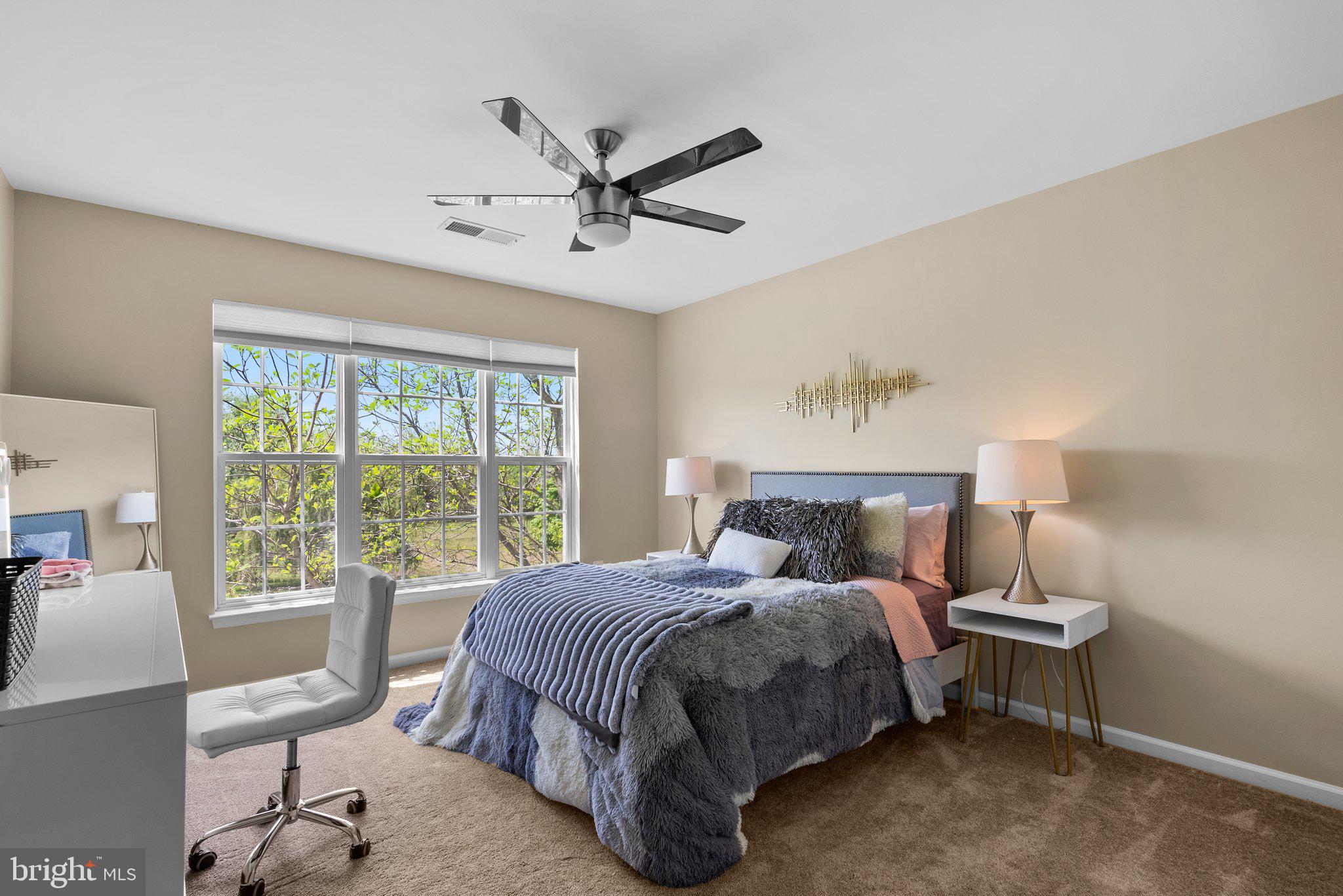 BLUE SPRING FARM - Residential