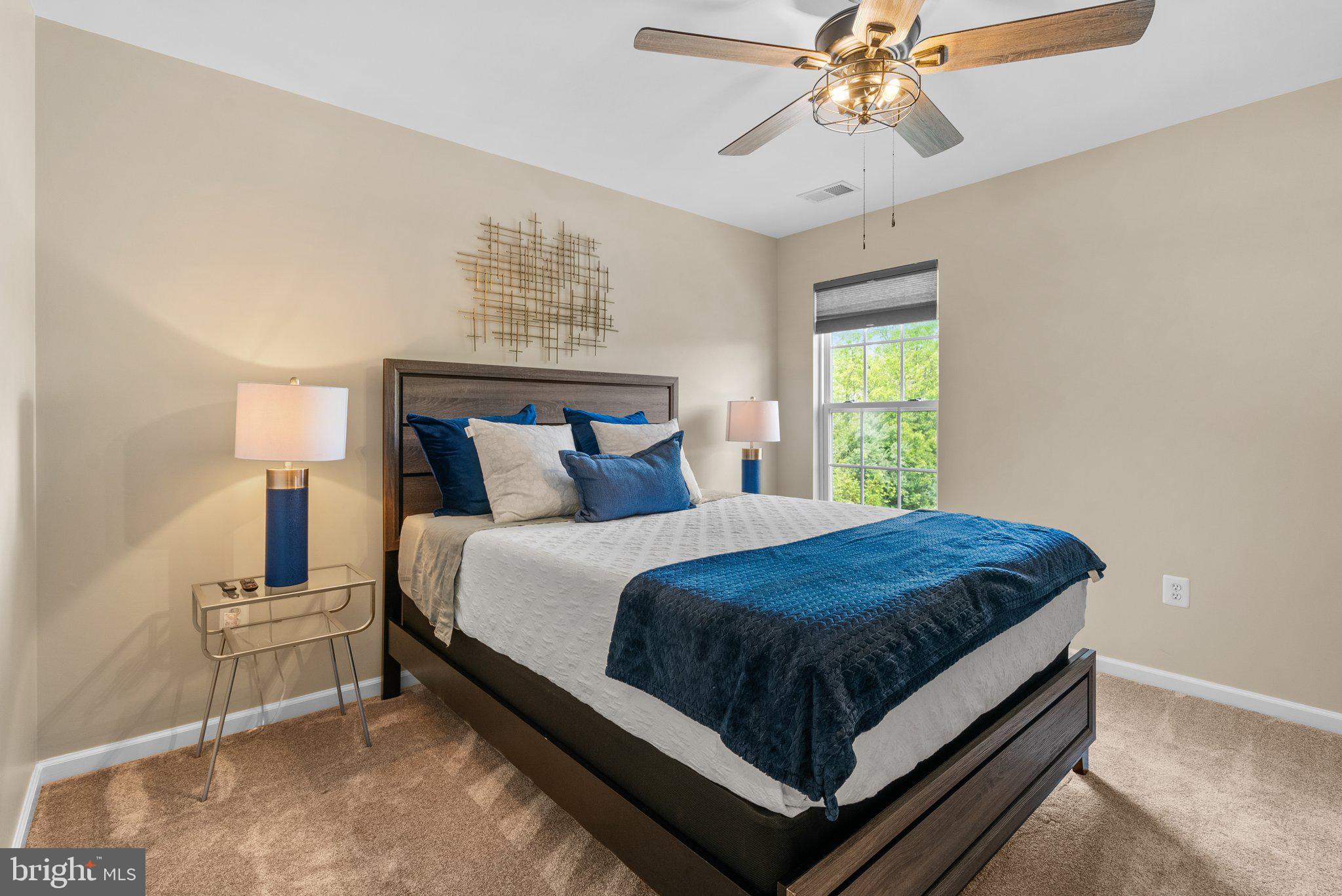 BLUE SPRING FARM - Residential