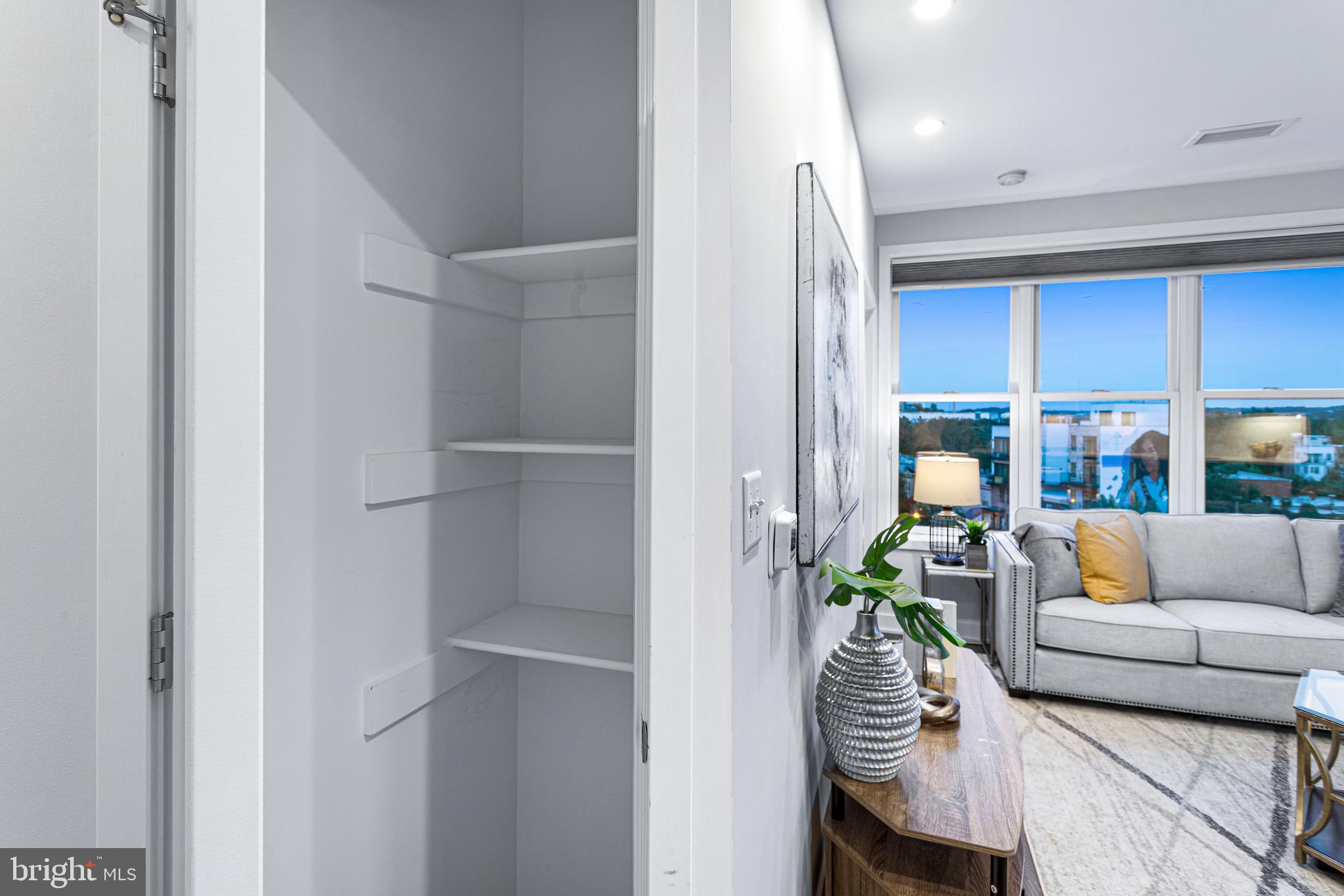 1350 MARYLAND AVENUE NE 205