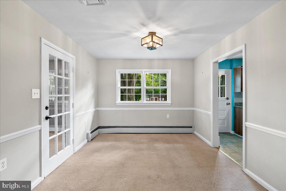 COLESVILLE OUTSIDE - Residential Lease