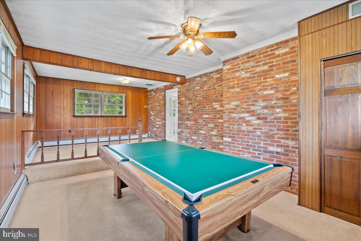 COLESVILLE OUTSIDE - Residential Lease