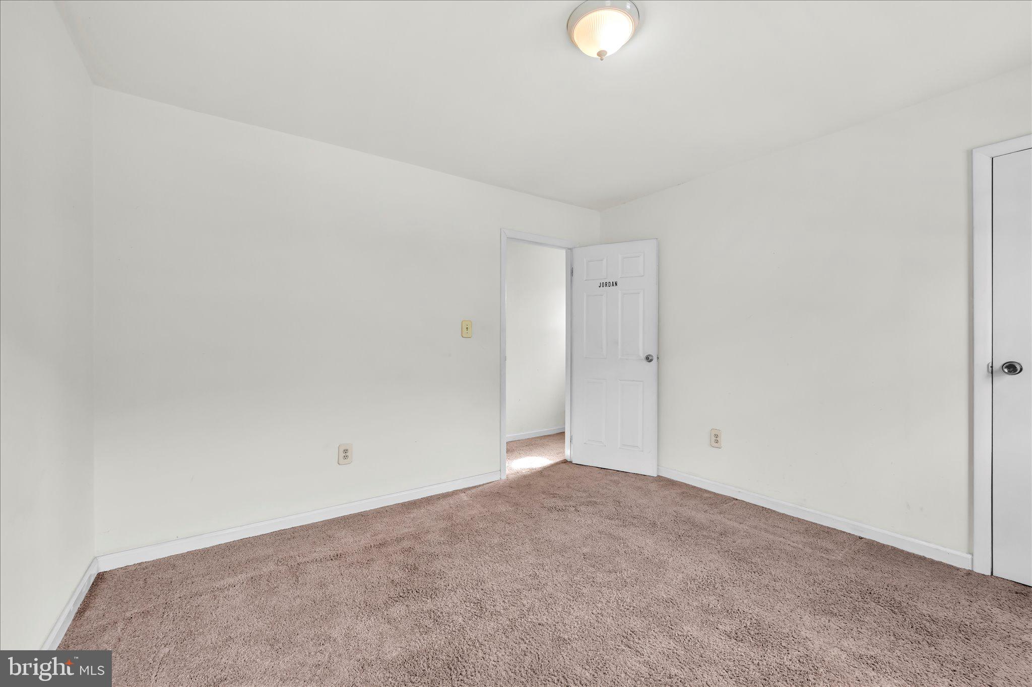 HILLSIDE - Residential