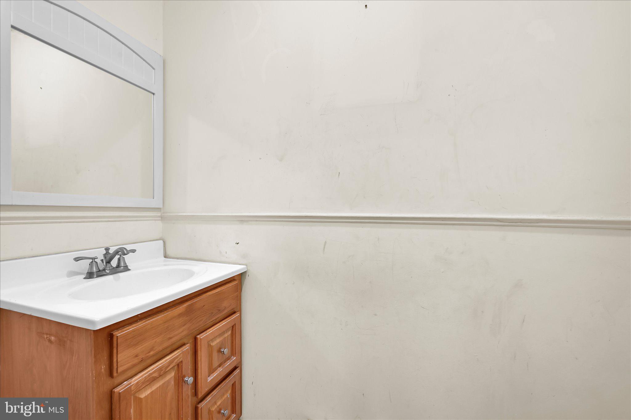 HILLSIDE - Residential