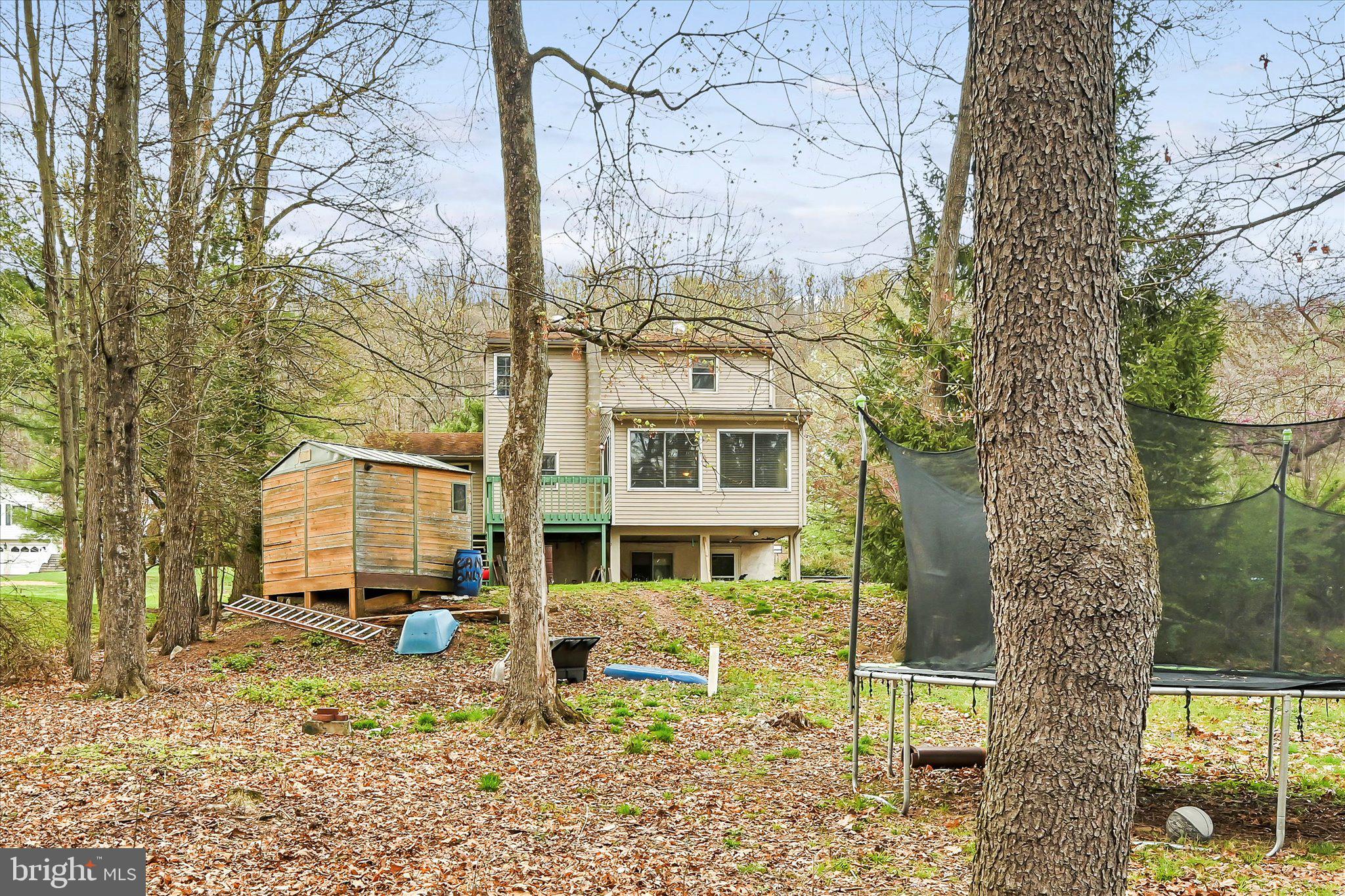 HILLSIDE - Residential