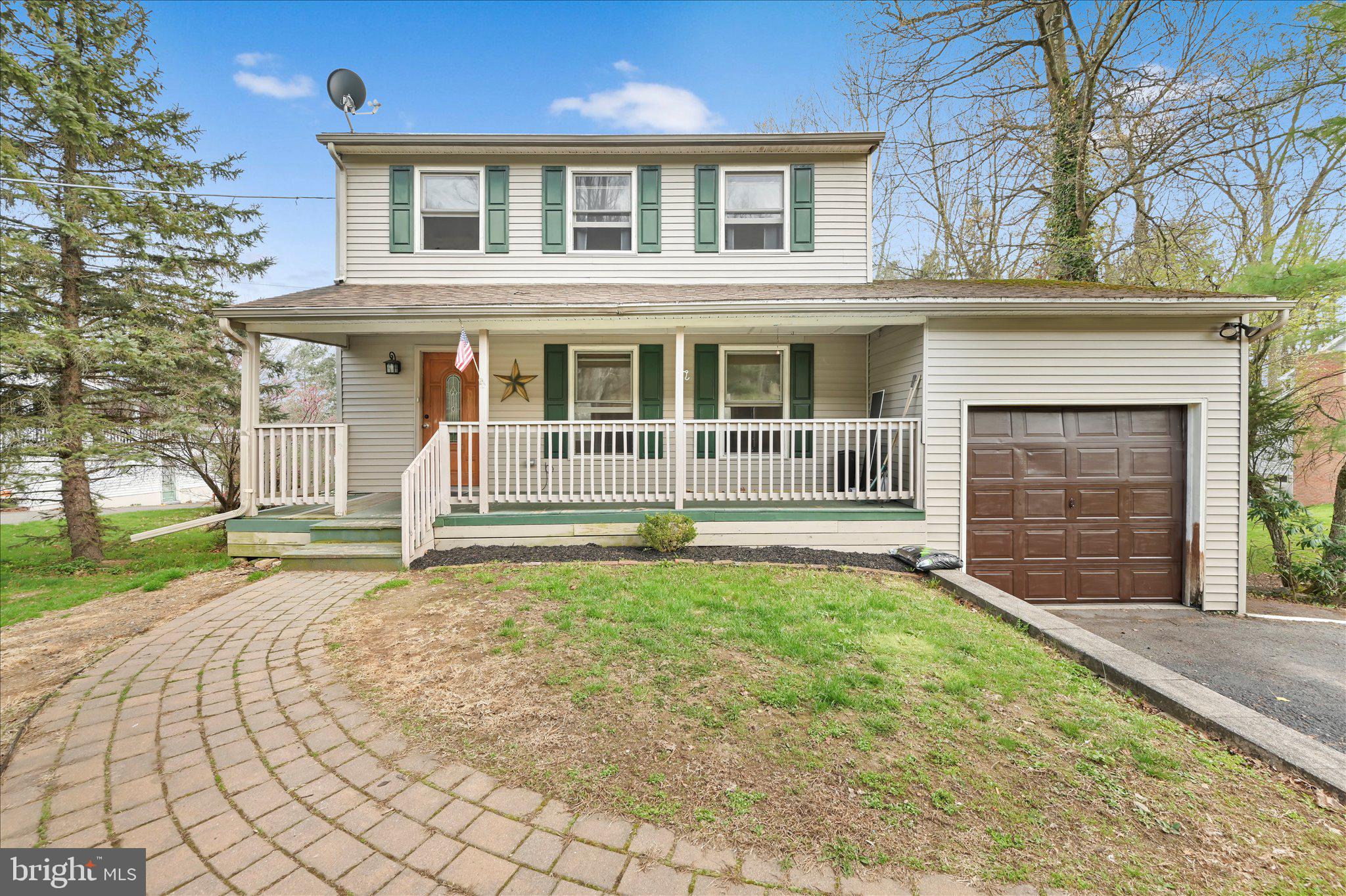 HILLSIDE - Residential