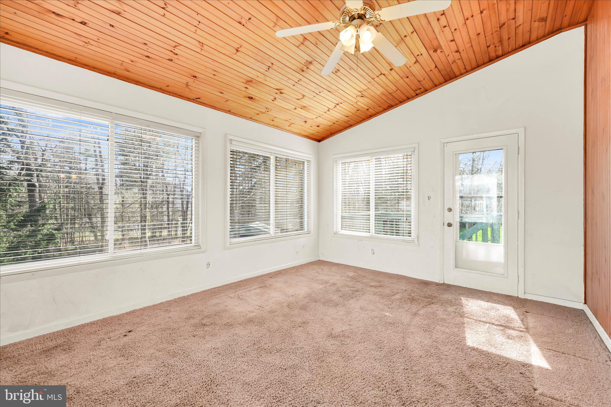 HILLSIDE - Residential