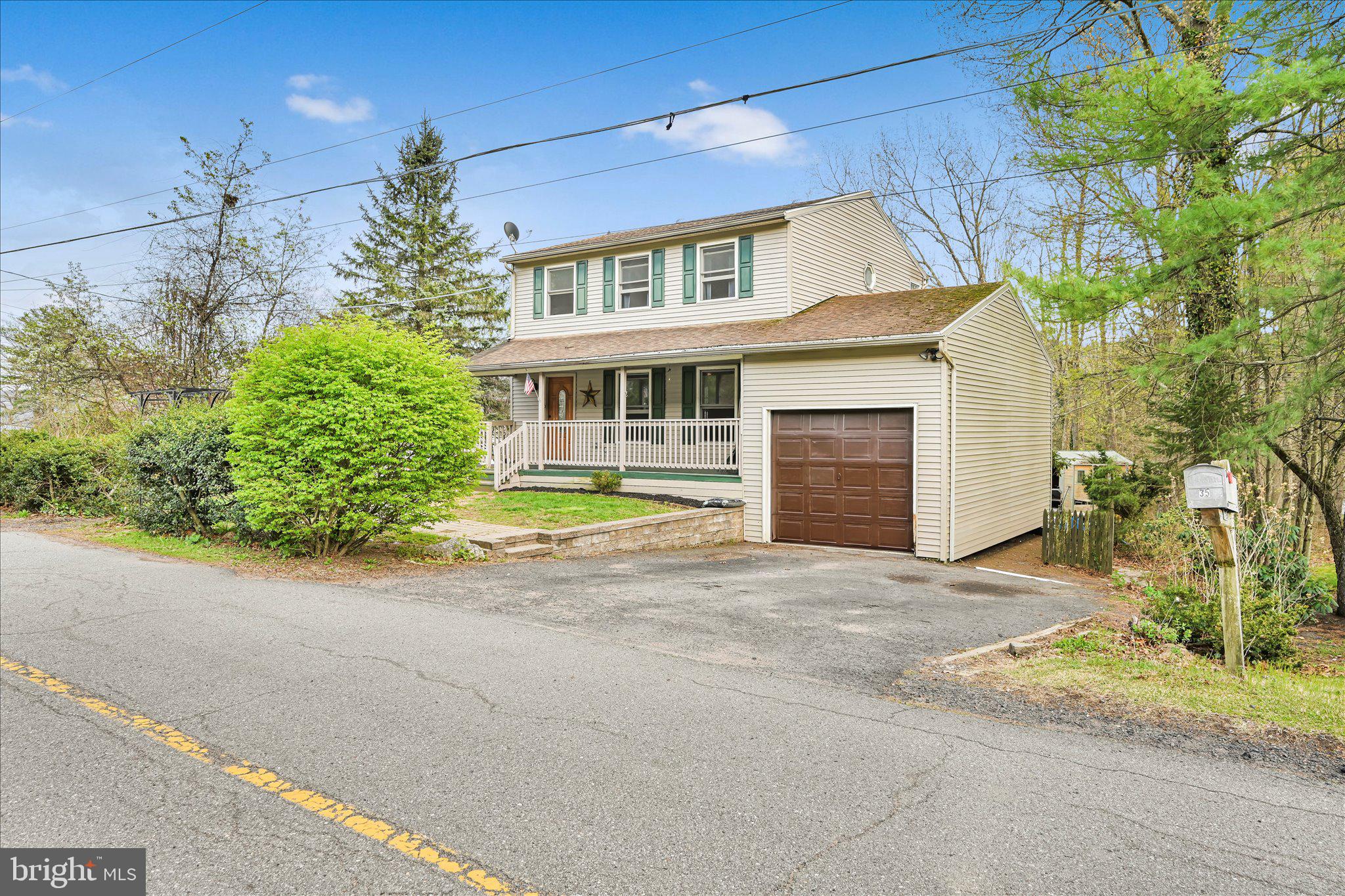 HILLSIDE - Residential