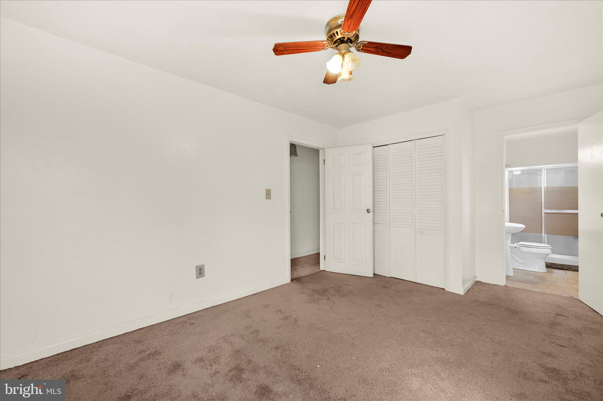 HILLSIDE - Residential