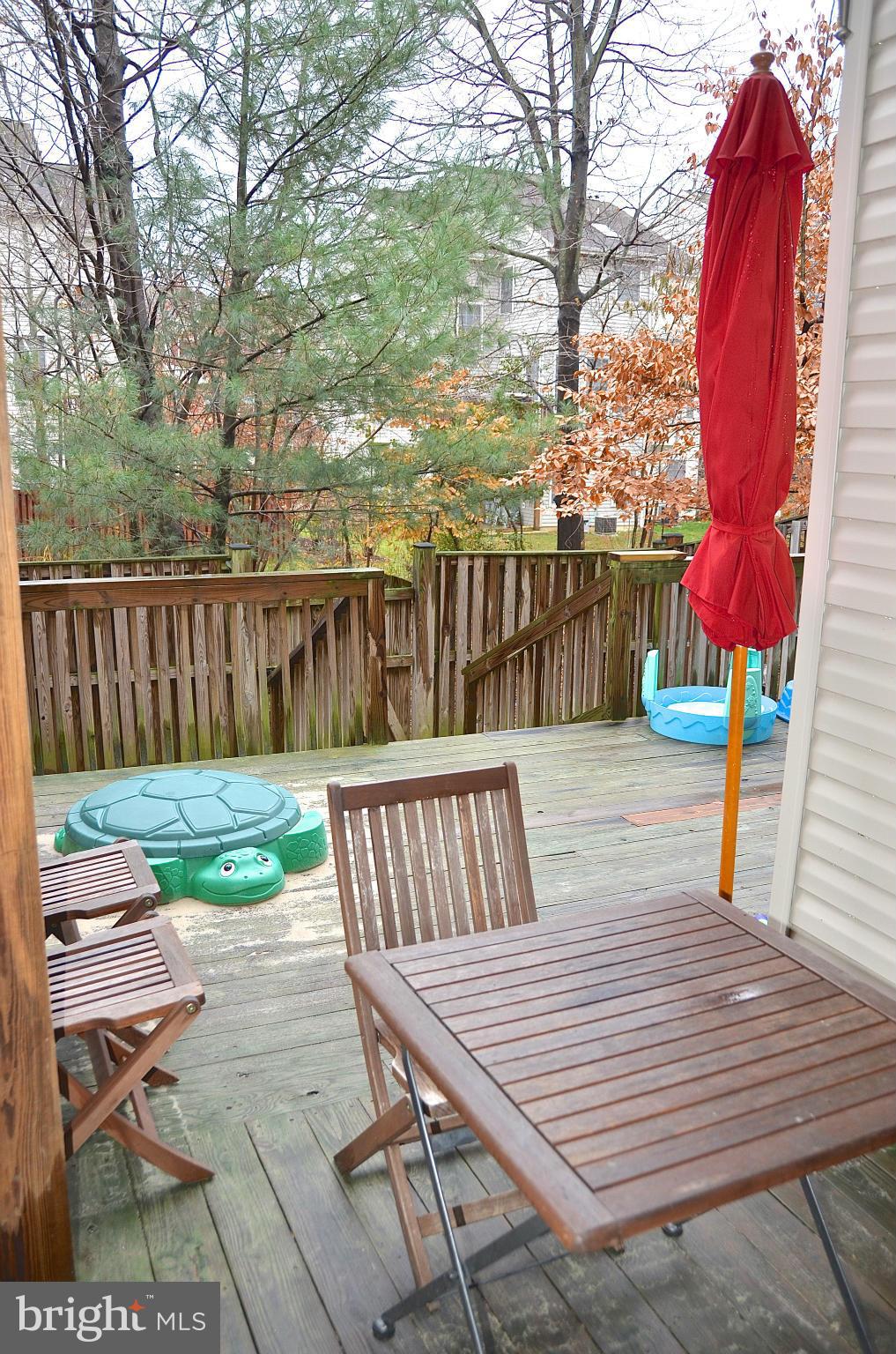 RIVER OAKS - Residential