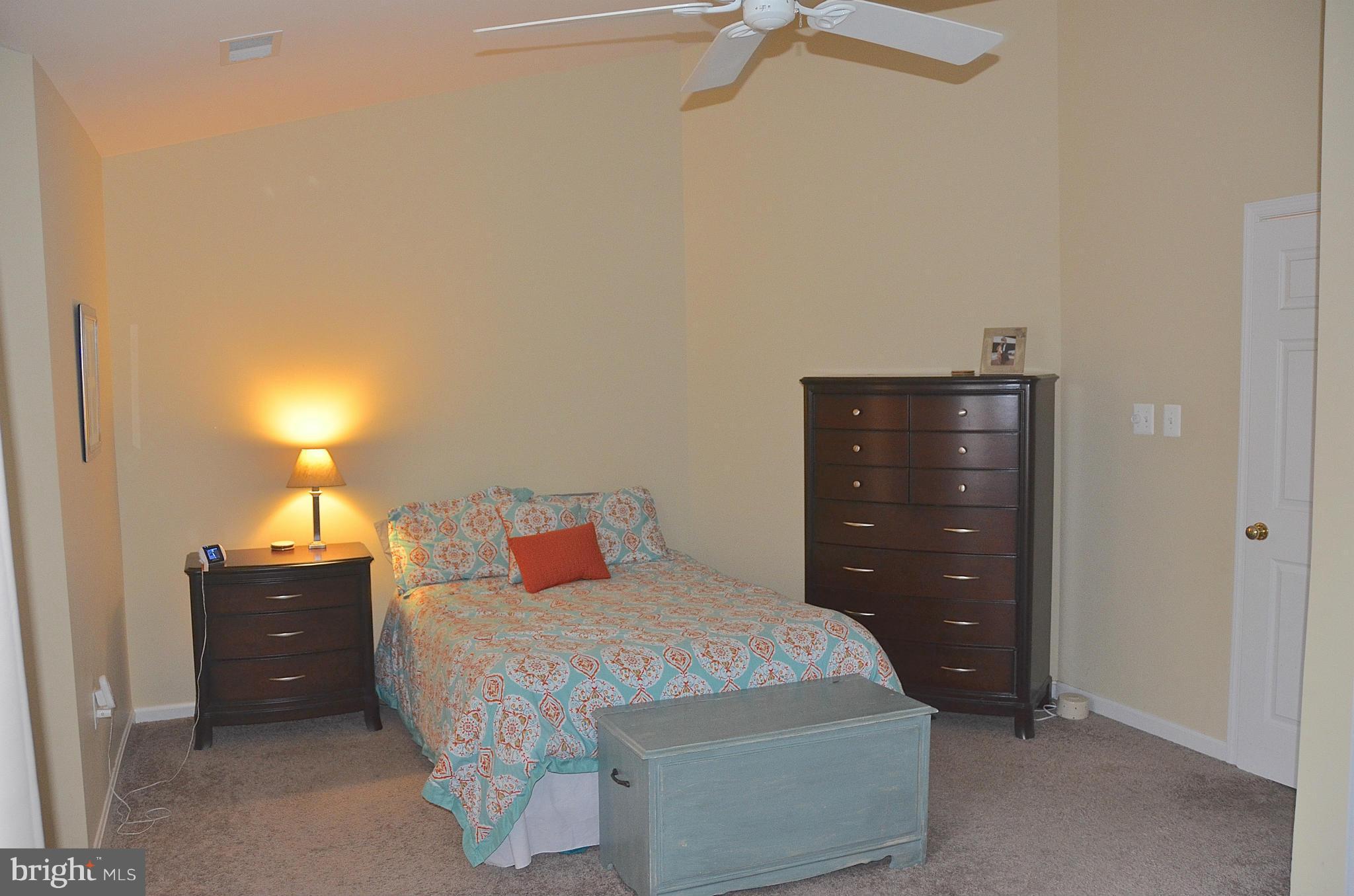 RIVER OAKS - Residential