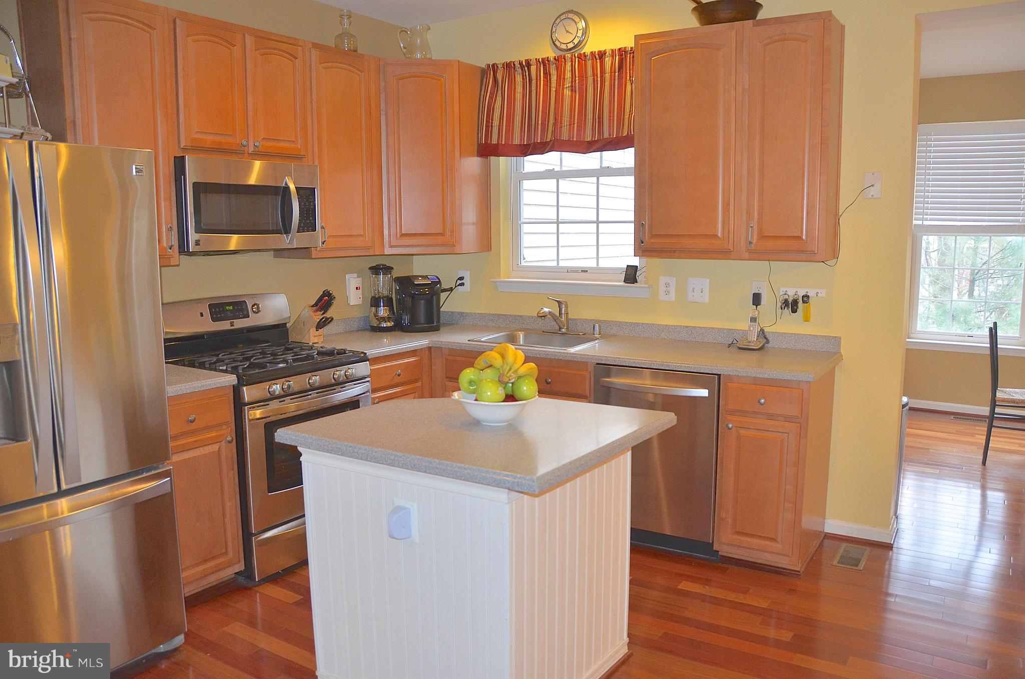 RIVER OAKS - Residential