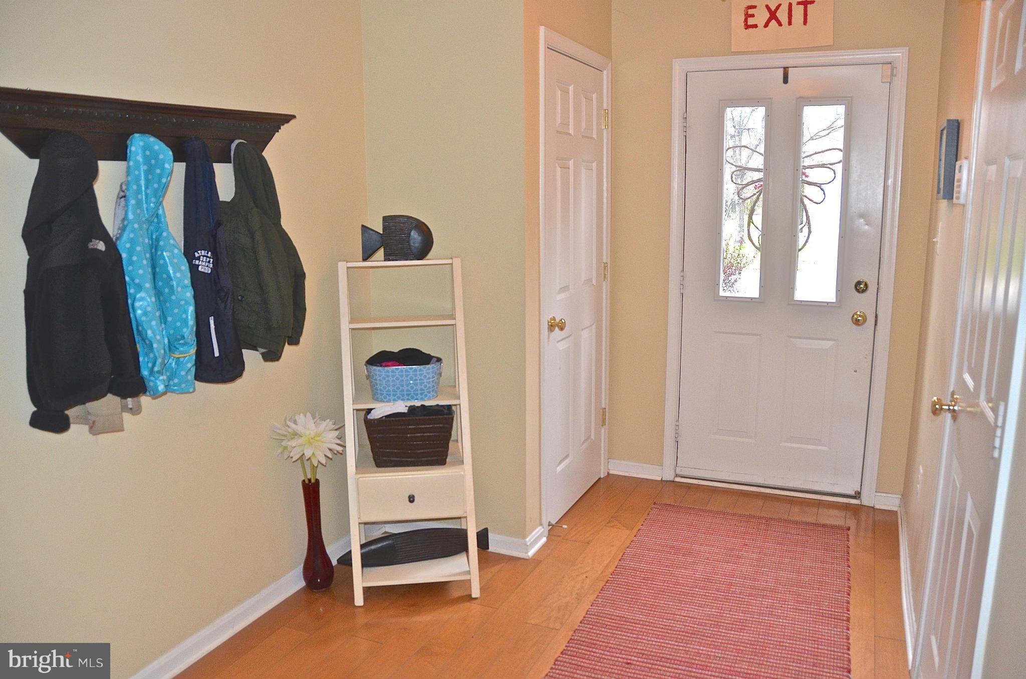 RIVER OAKS - Residential