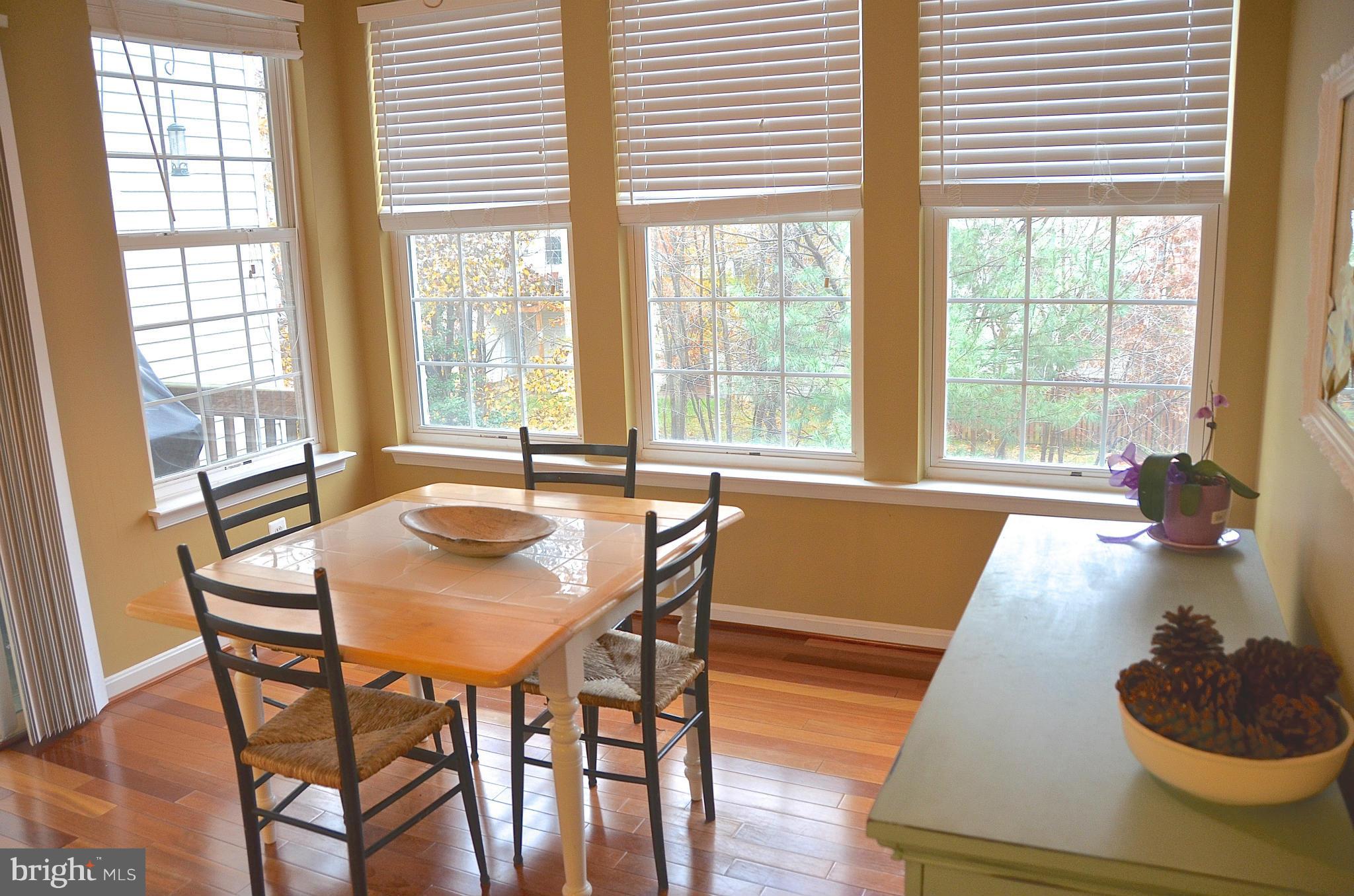 RIVER OAKS - Residential