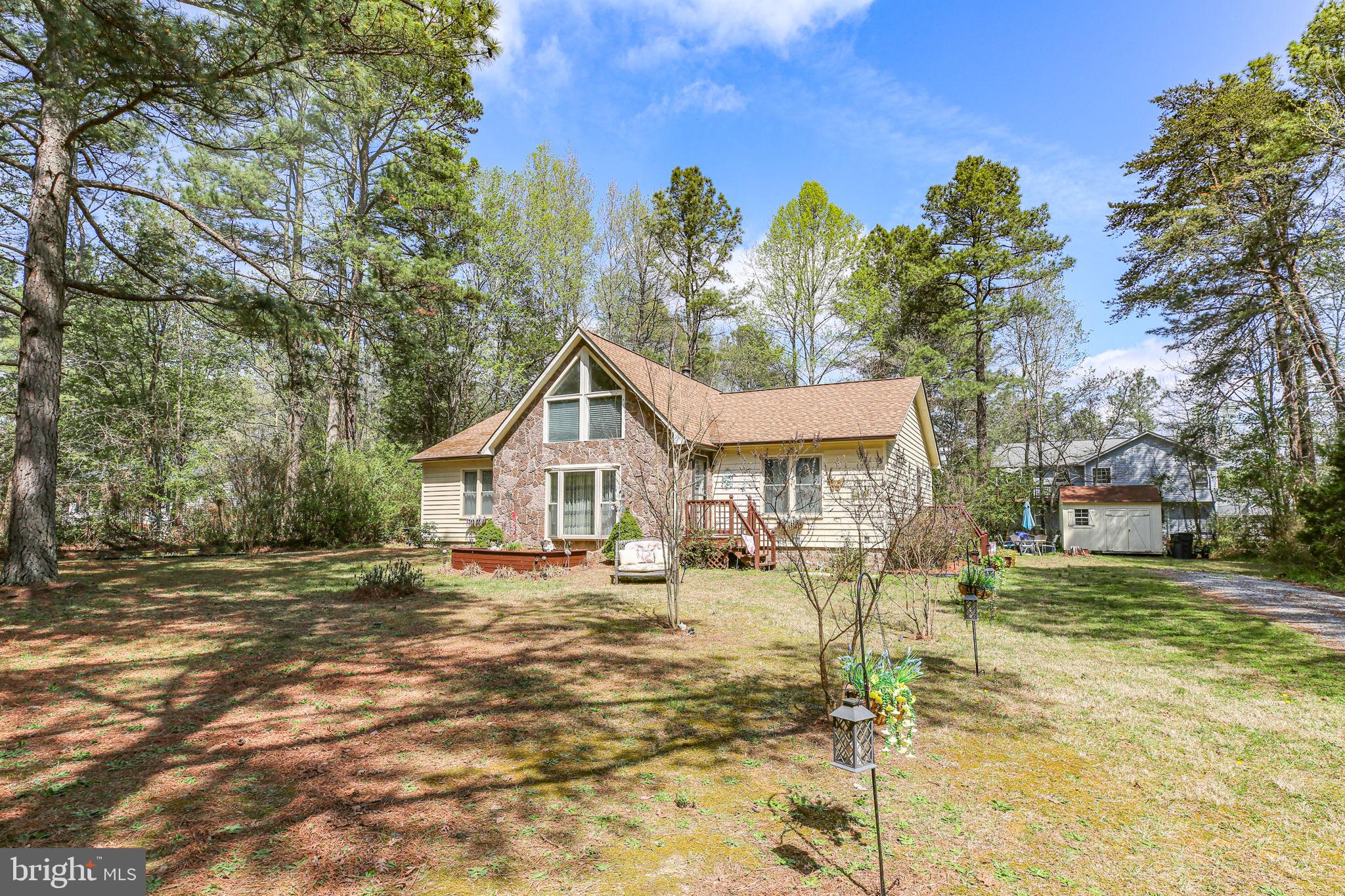 LAKE CAROLINE - Residential