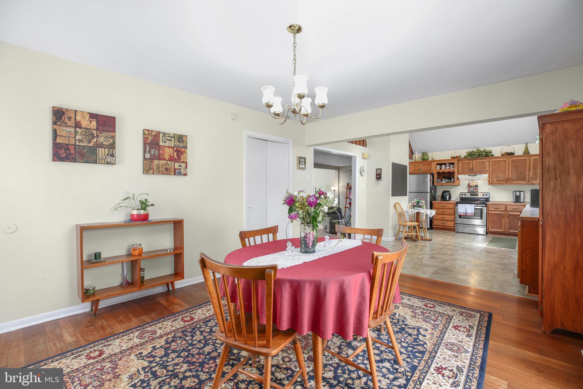 LAKE CAROLINE - Residential