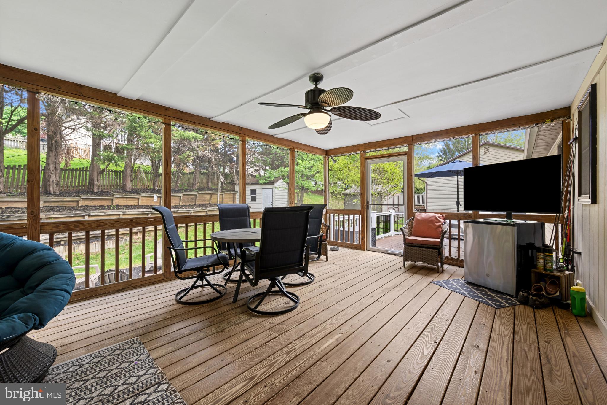 CLIPPER HILL ESTATES - Residential