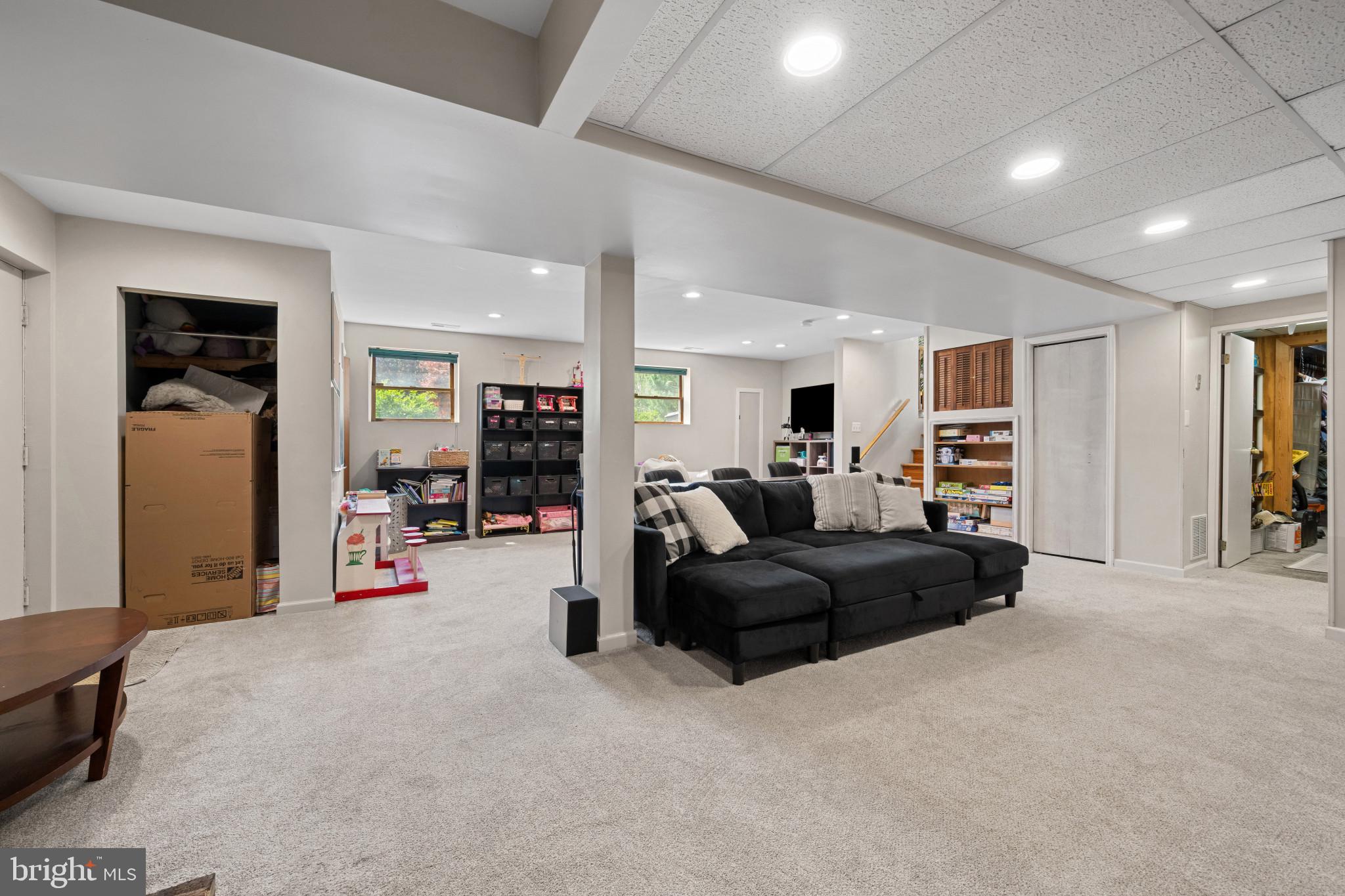 CLIPPER HILL ESTATES - Residential