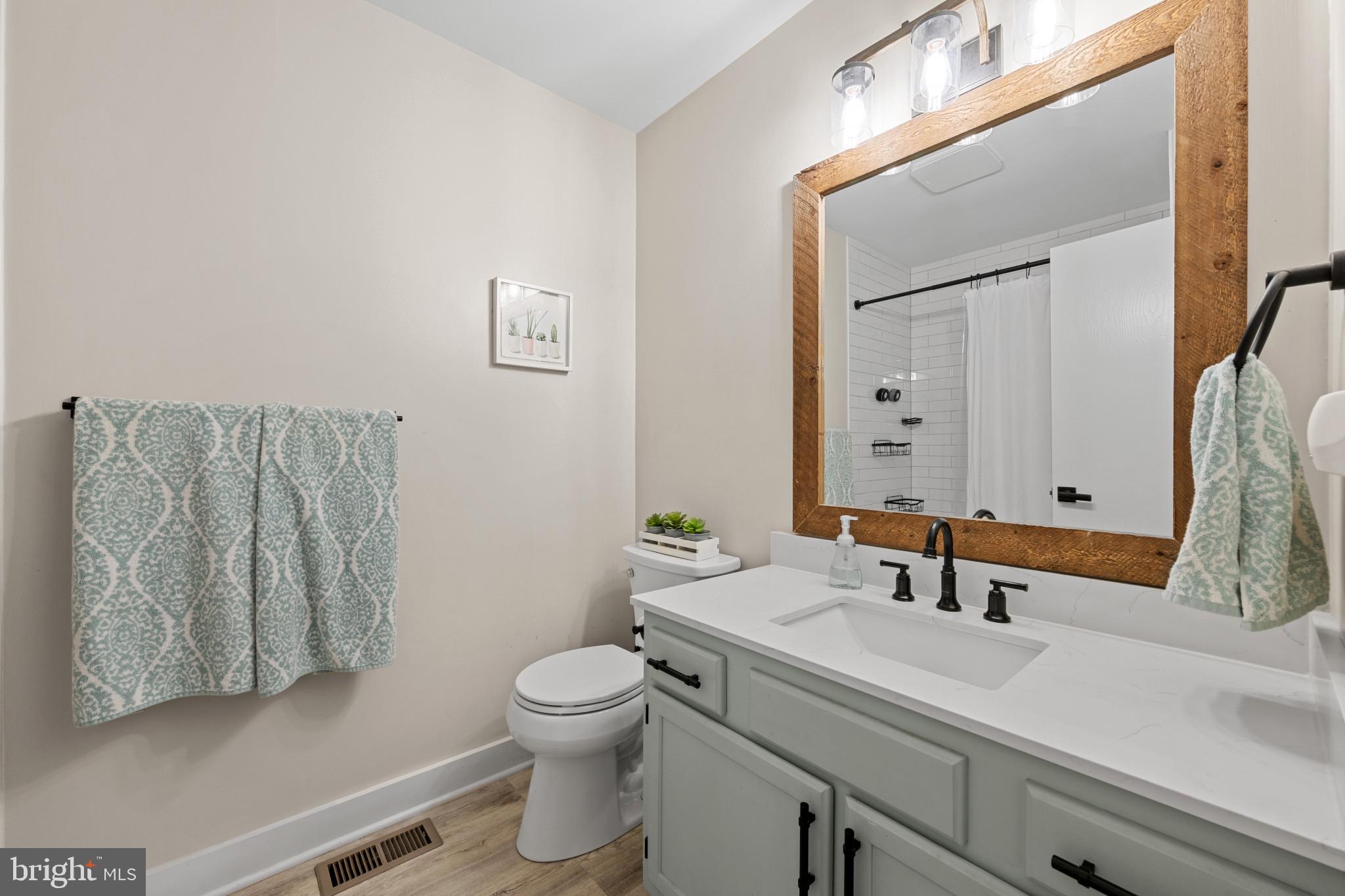 CLIPPER HILL ESTATES - Residential