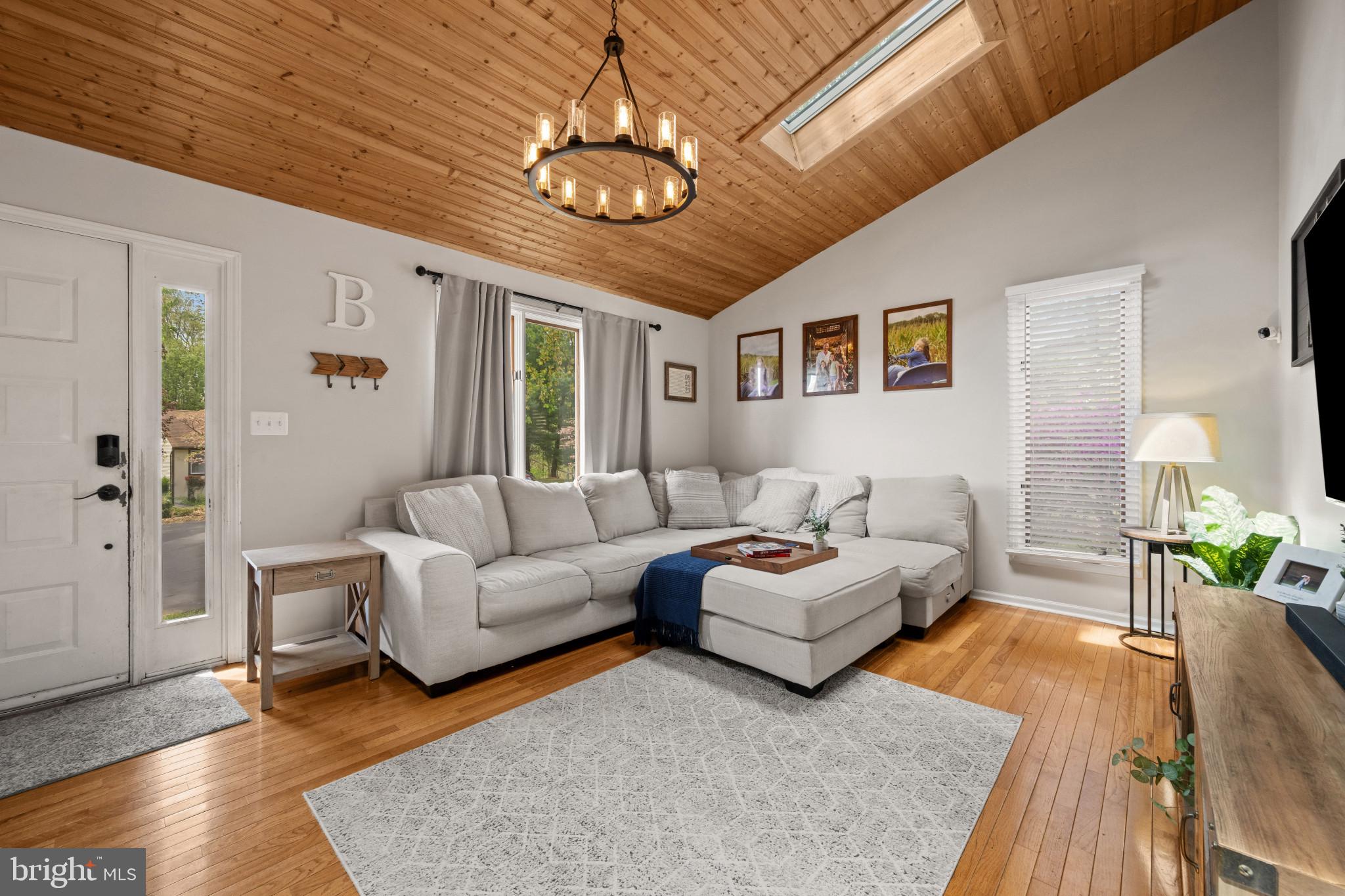 CLIPPER HILL ESTATES - Residential