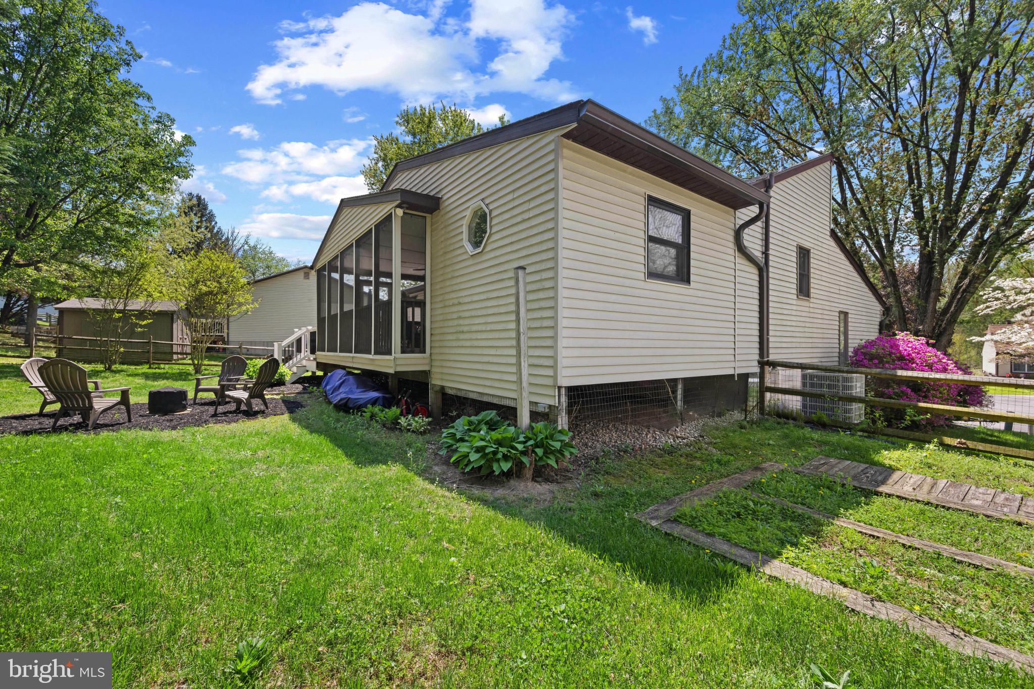 CLIPPER HILL ESTATES - Residential