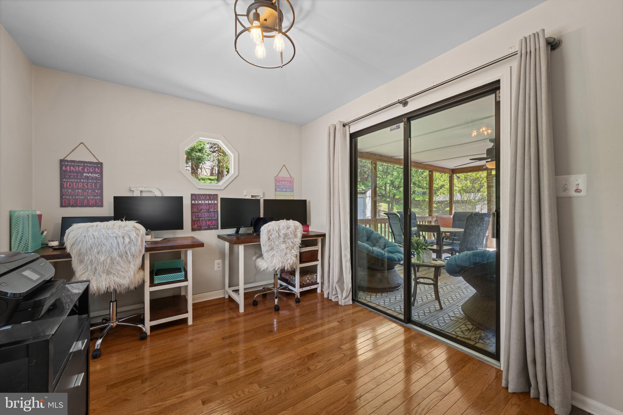 CLIPPER HILL ESTATES - Residential