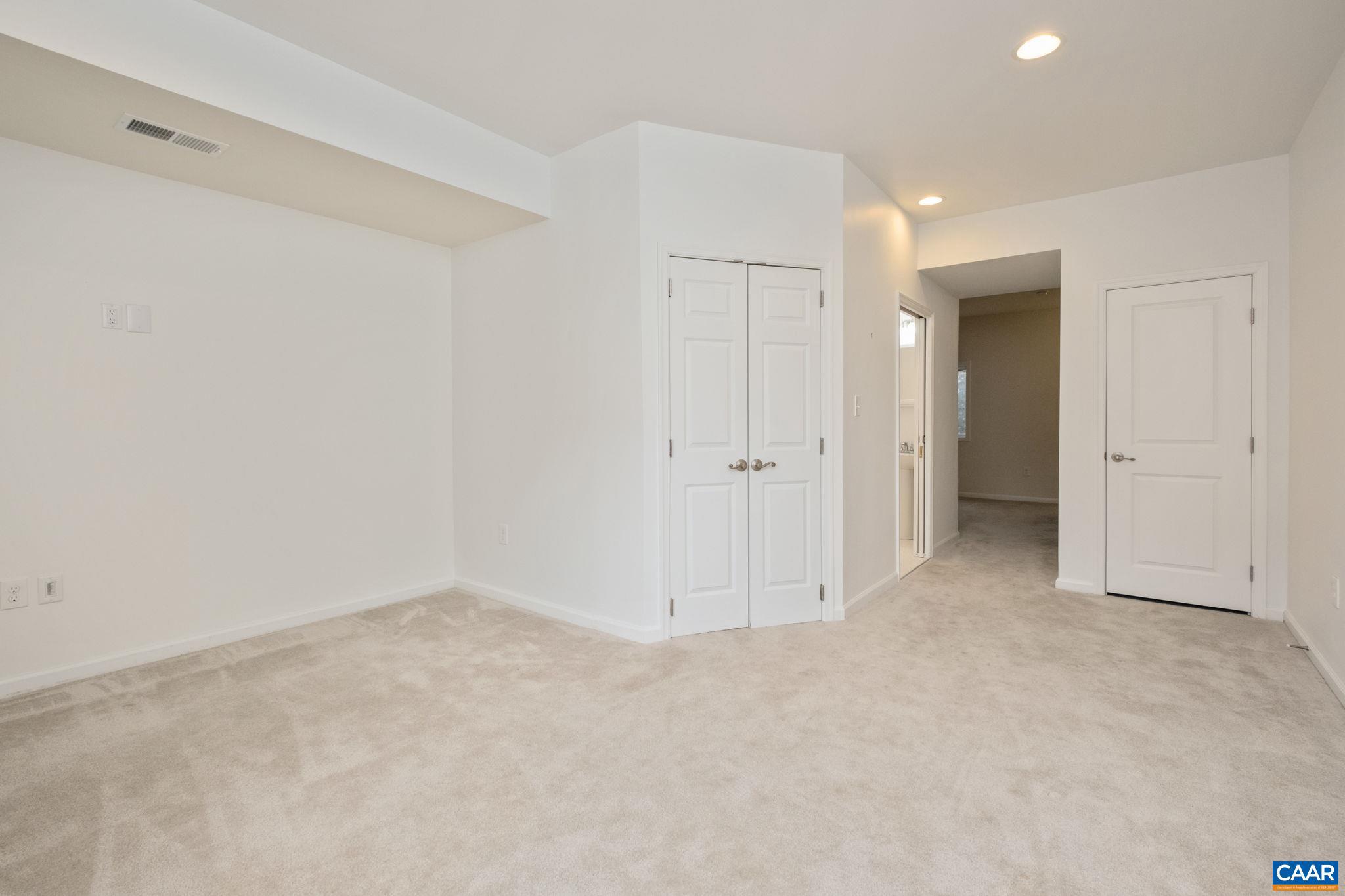 WICKHAM POND - Residential