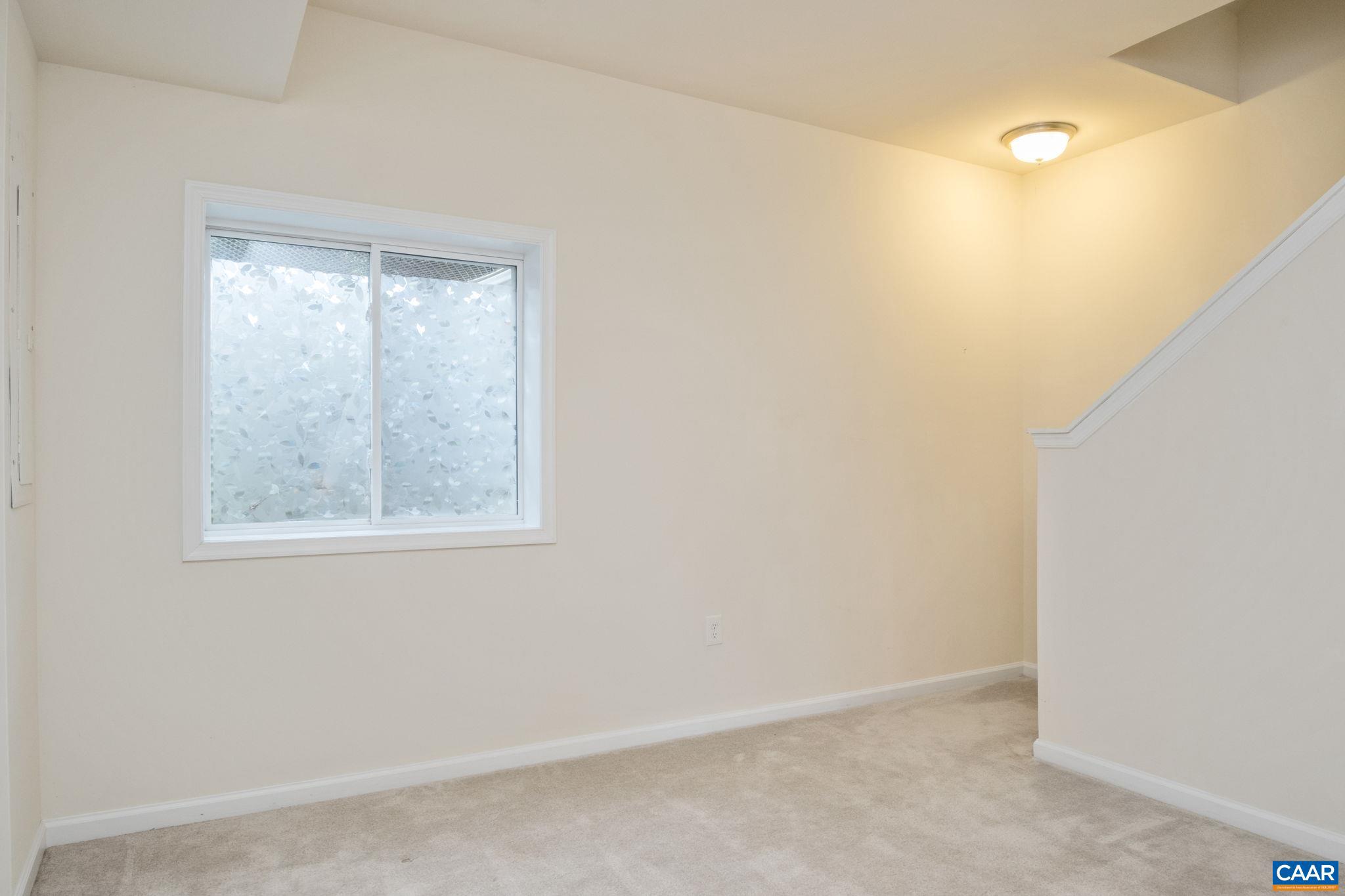 WICKHAM POND - Residential