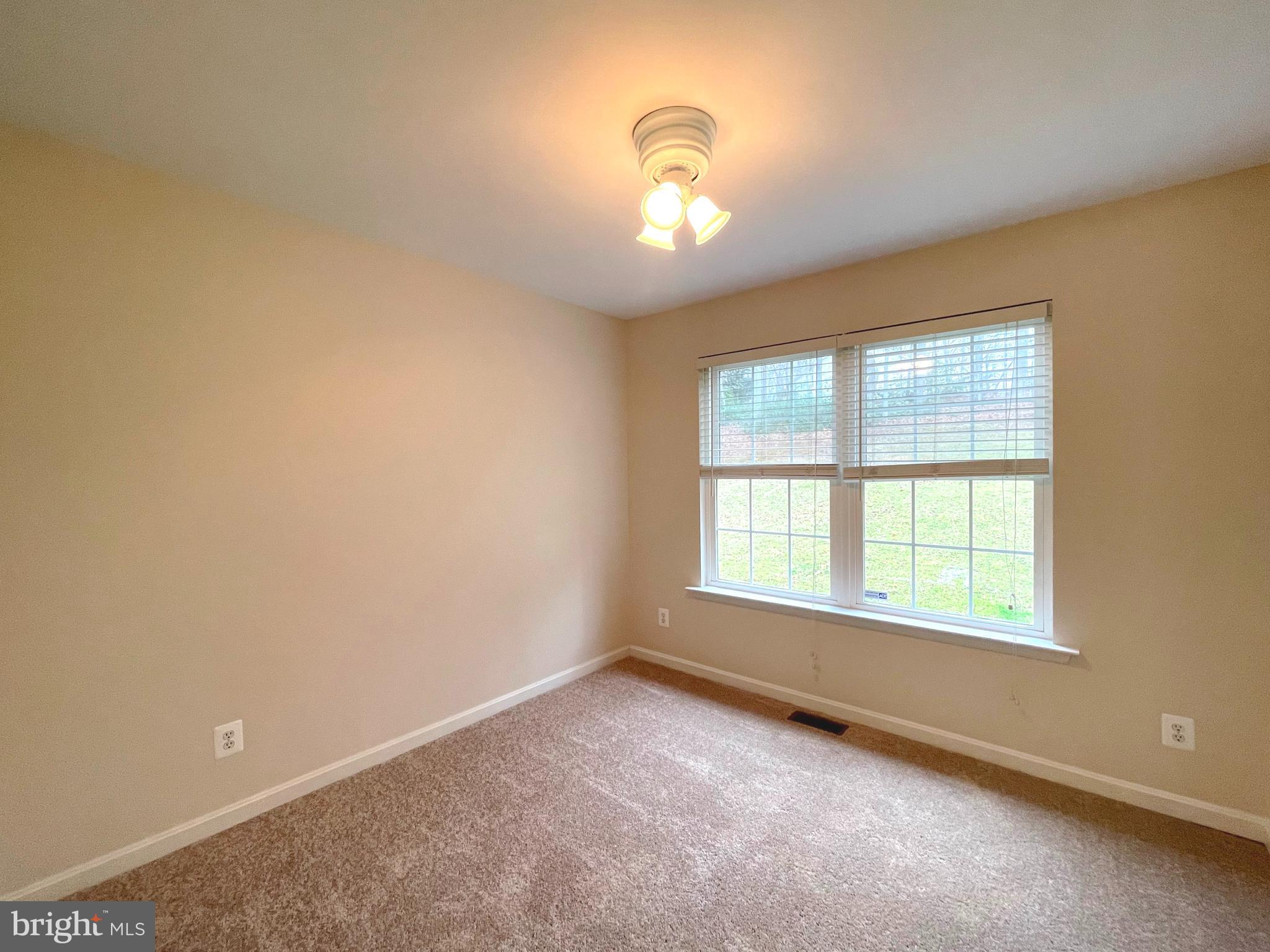 SCARBOROUGH FAIRE - Residential Lease