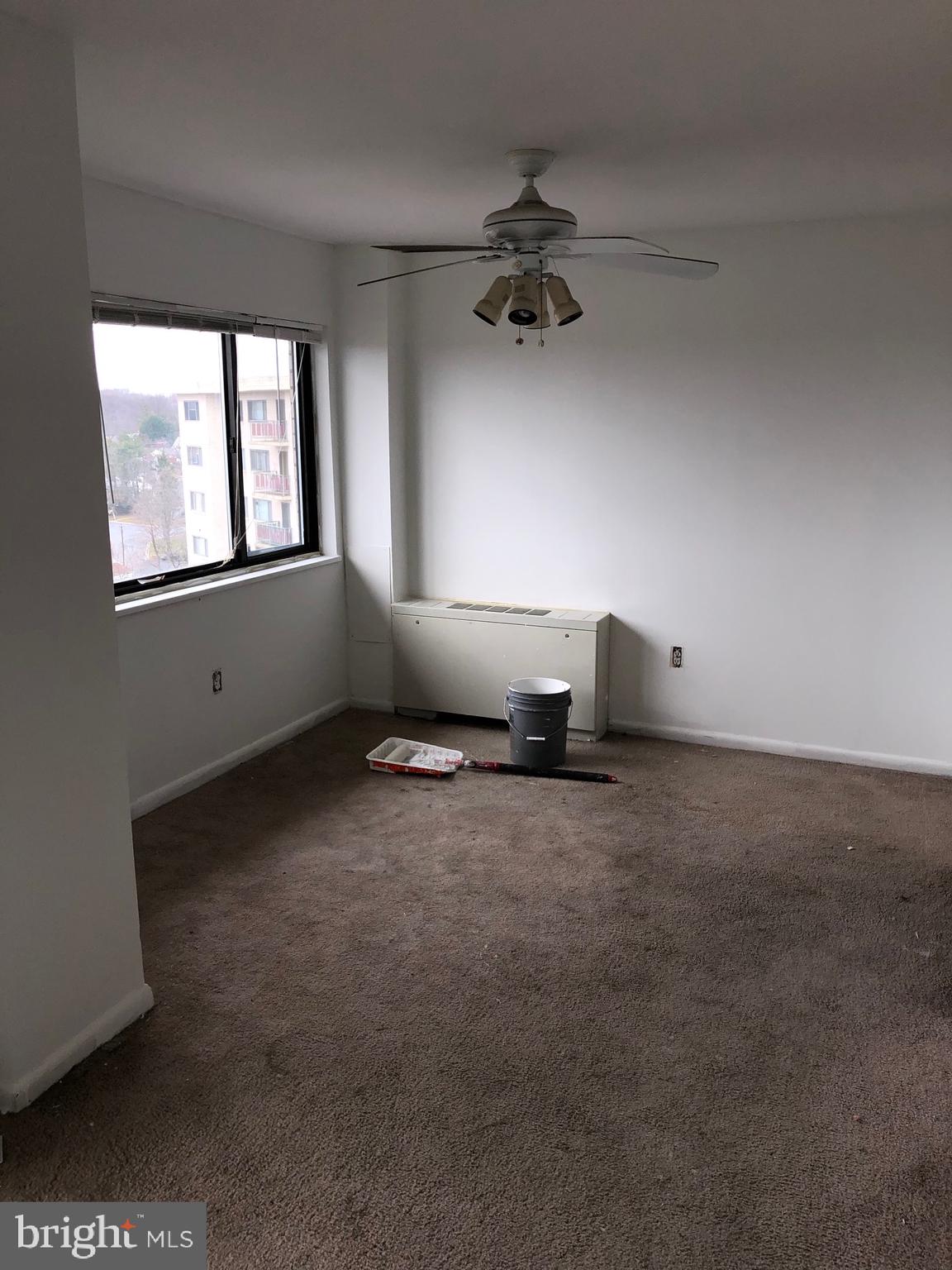 PINEWAY TOWERS - Residential