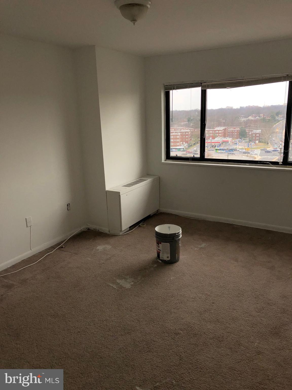 PINEWAY TOWERS - Residential