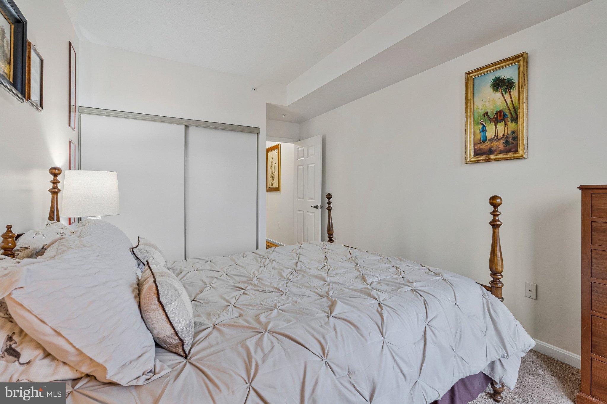 LANSDOWNE WOODS - Residential