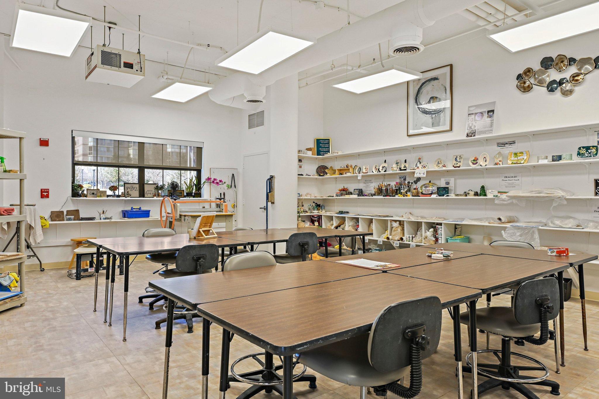 LANSDOWNE WOODS - Residential