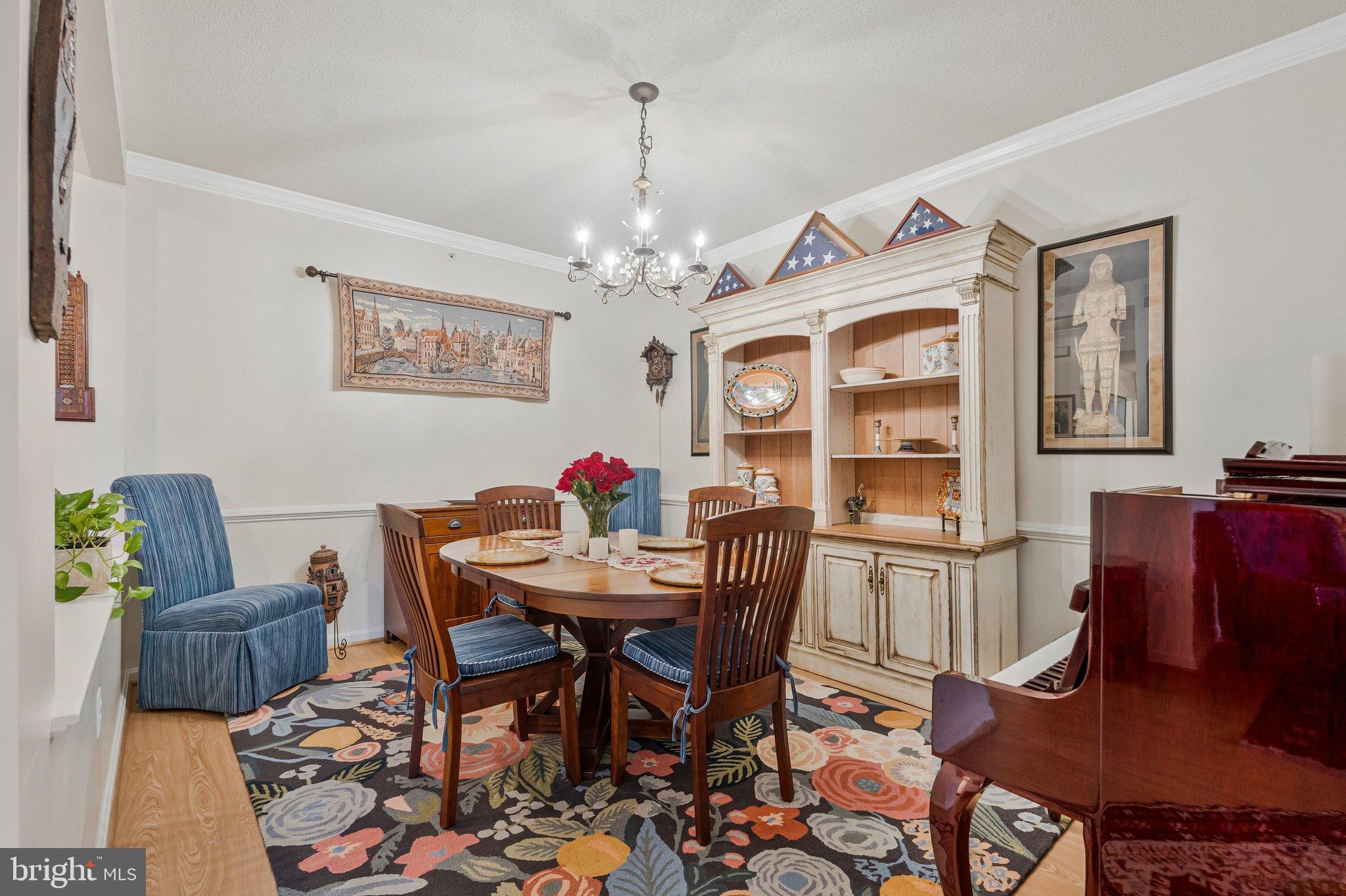 LANSDOWNE WOODS - Residential