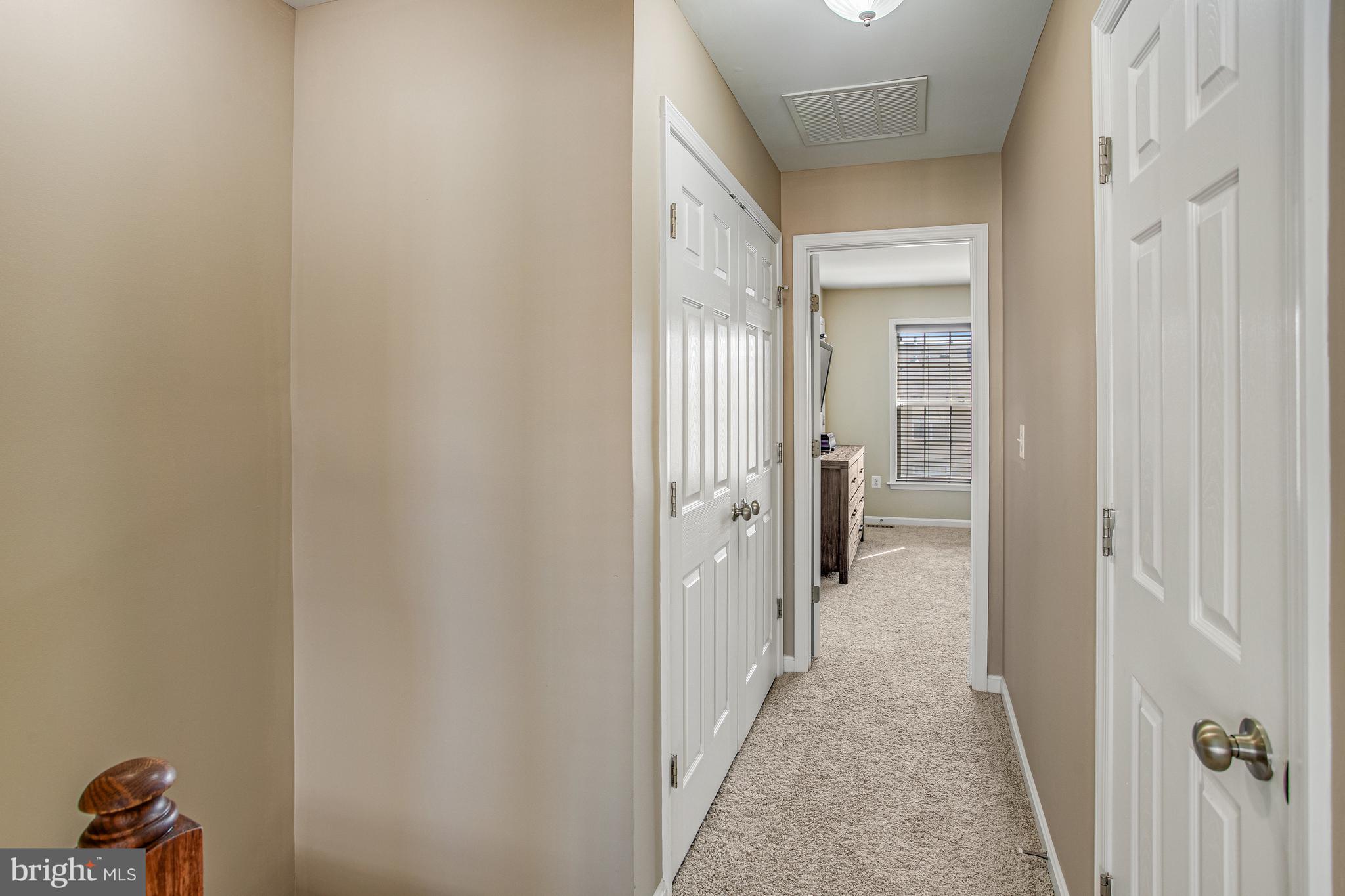 POWELLS RUN VILLAGE COND - Residential