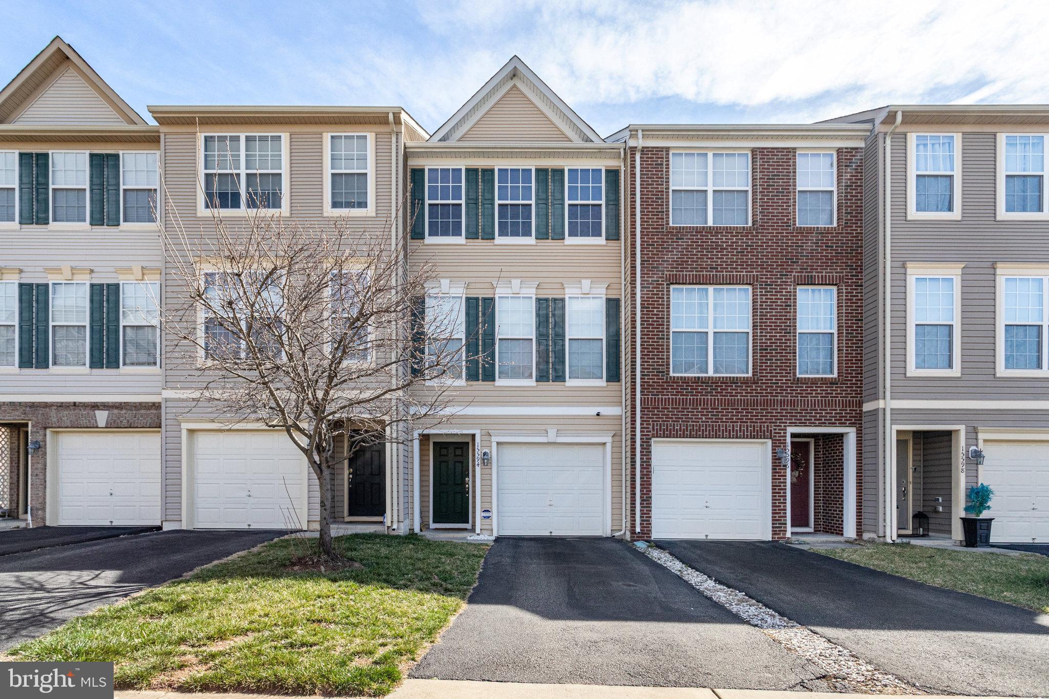 POWELLS RUN VILLAGE COND - Residential