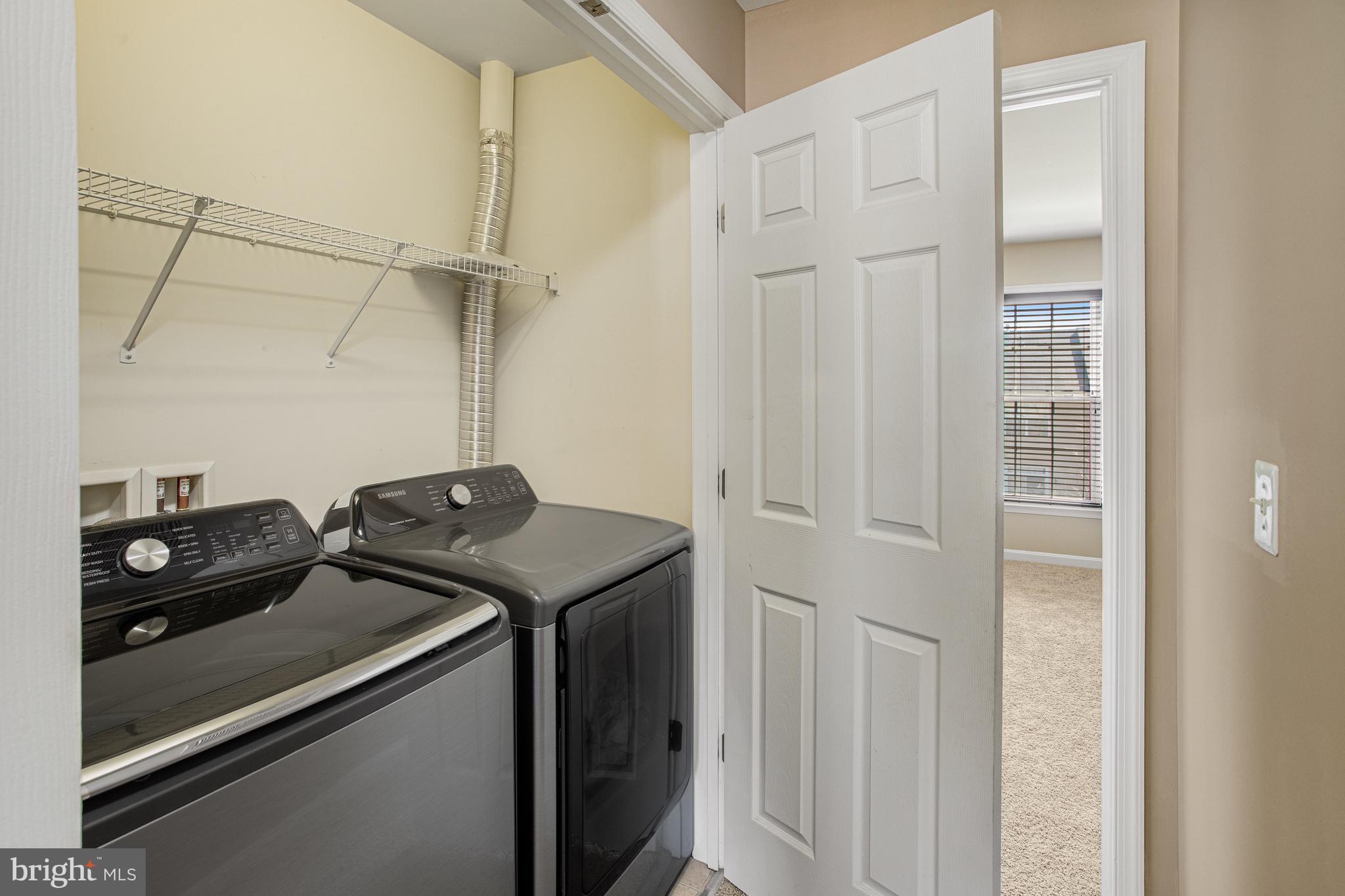 POWELLS RUN VILLAGE COND - Residential