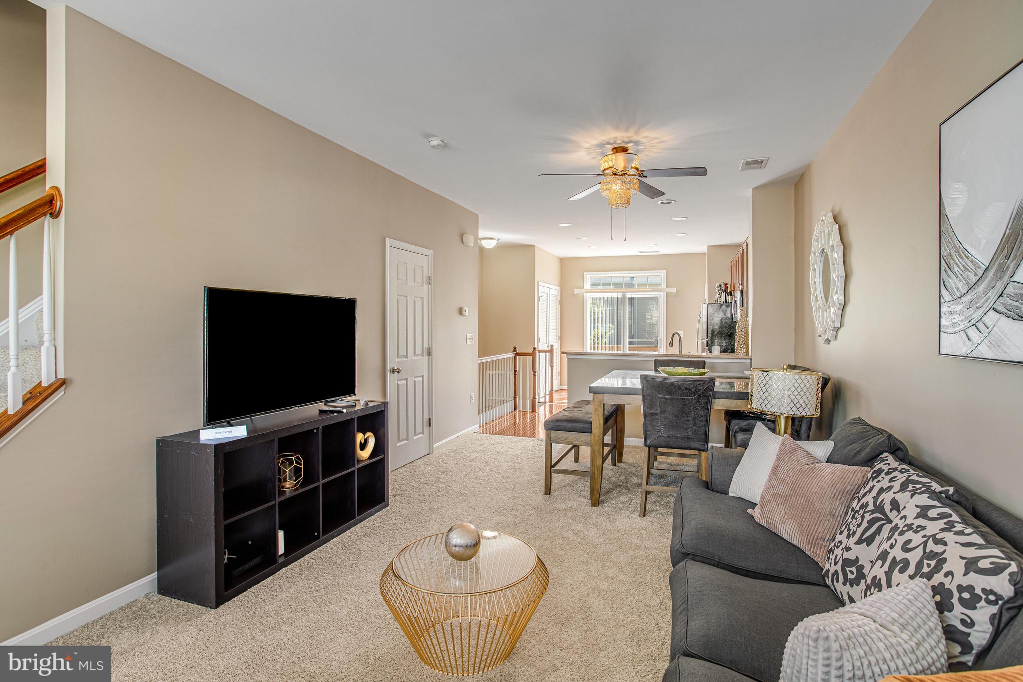 POWELLS RUN VILLAGE COND - Residential