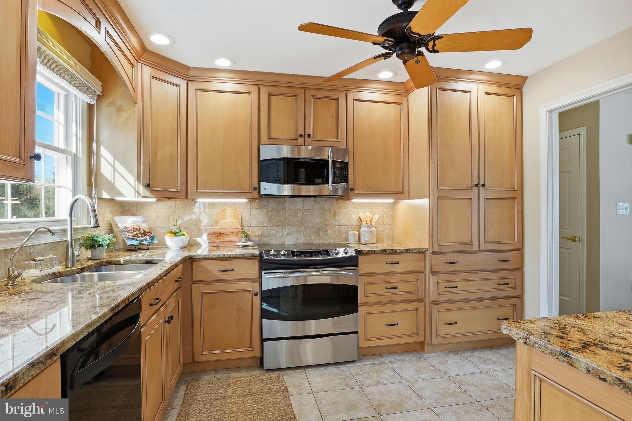 CAPE ST CLAIRE - Residential